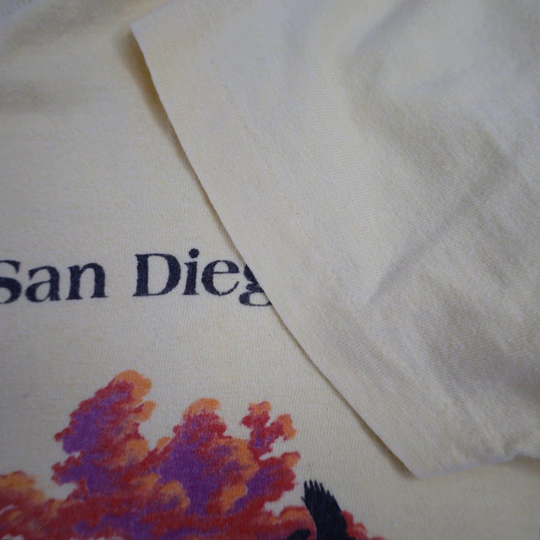 Vintage VINTAGE '82 San Diego California Mens T Shirt Graphic Tourist Yellow M Size US M / EU 48-50 / 2 - 7 Thumbnail