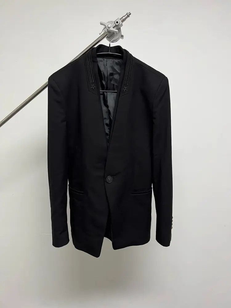 Givenchy Givenchy Star Neck Blazer Jacket Size US S / EU 44-46 / 1 - 1 Thumbnail