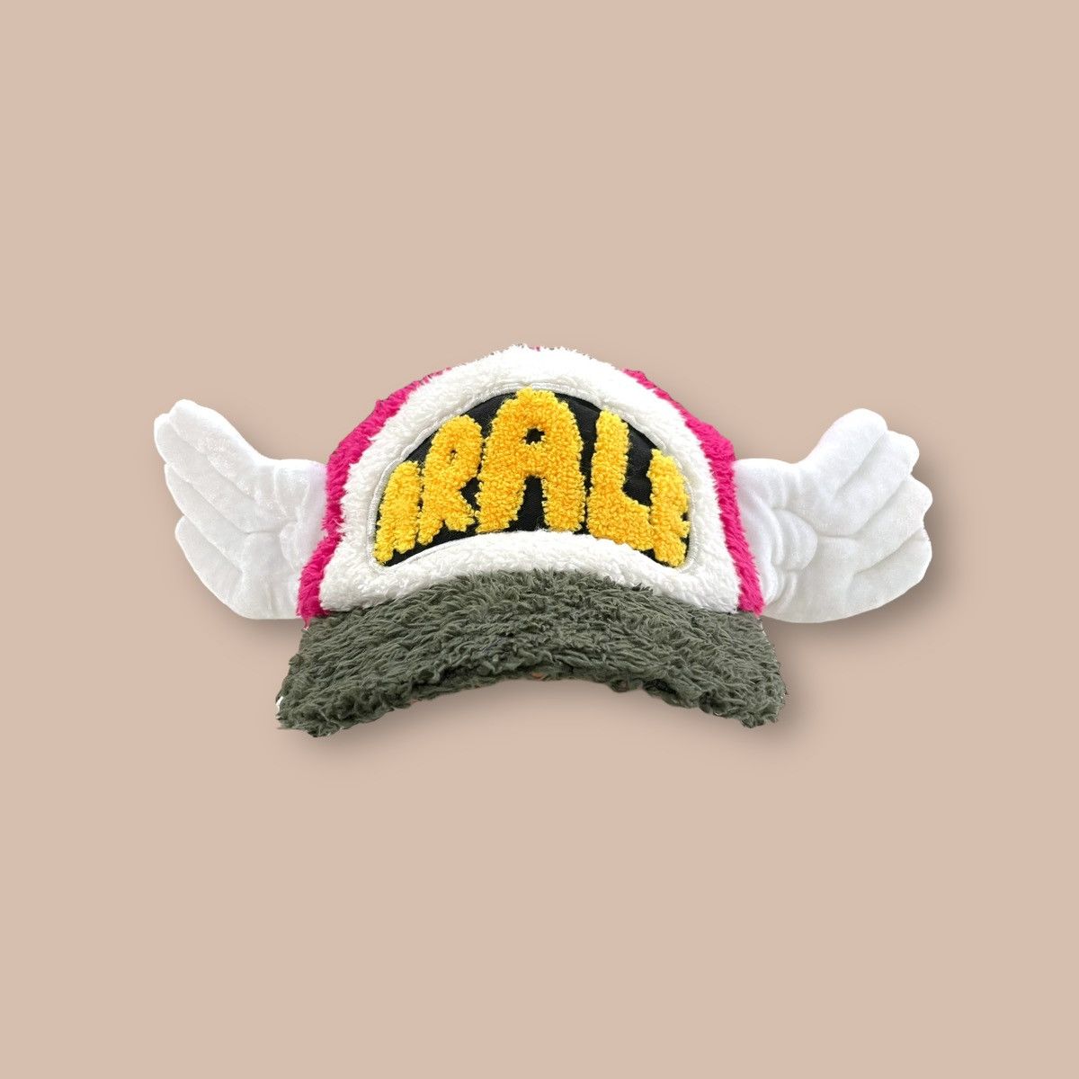 Anime Vintage 2008 Dr.Slumps "ARALE" Wings Fur Hat Size ONE SIZE - 2 Thumbnail