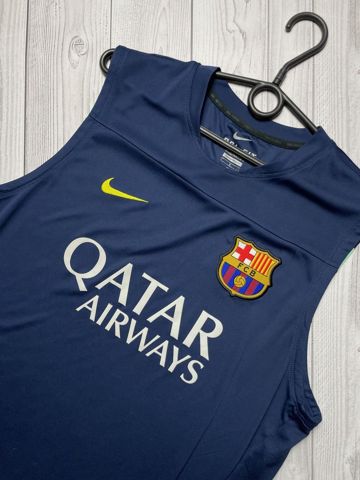 Nike × Vintage Vintage Nike Barcelona soccer jersey tee logo rare size L Size US L / EU 52-54 / 3 - 2 Thumbnail