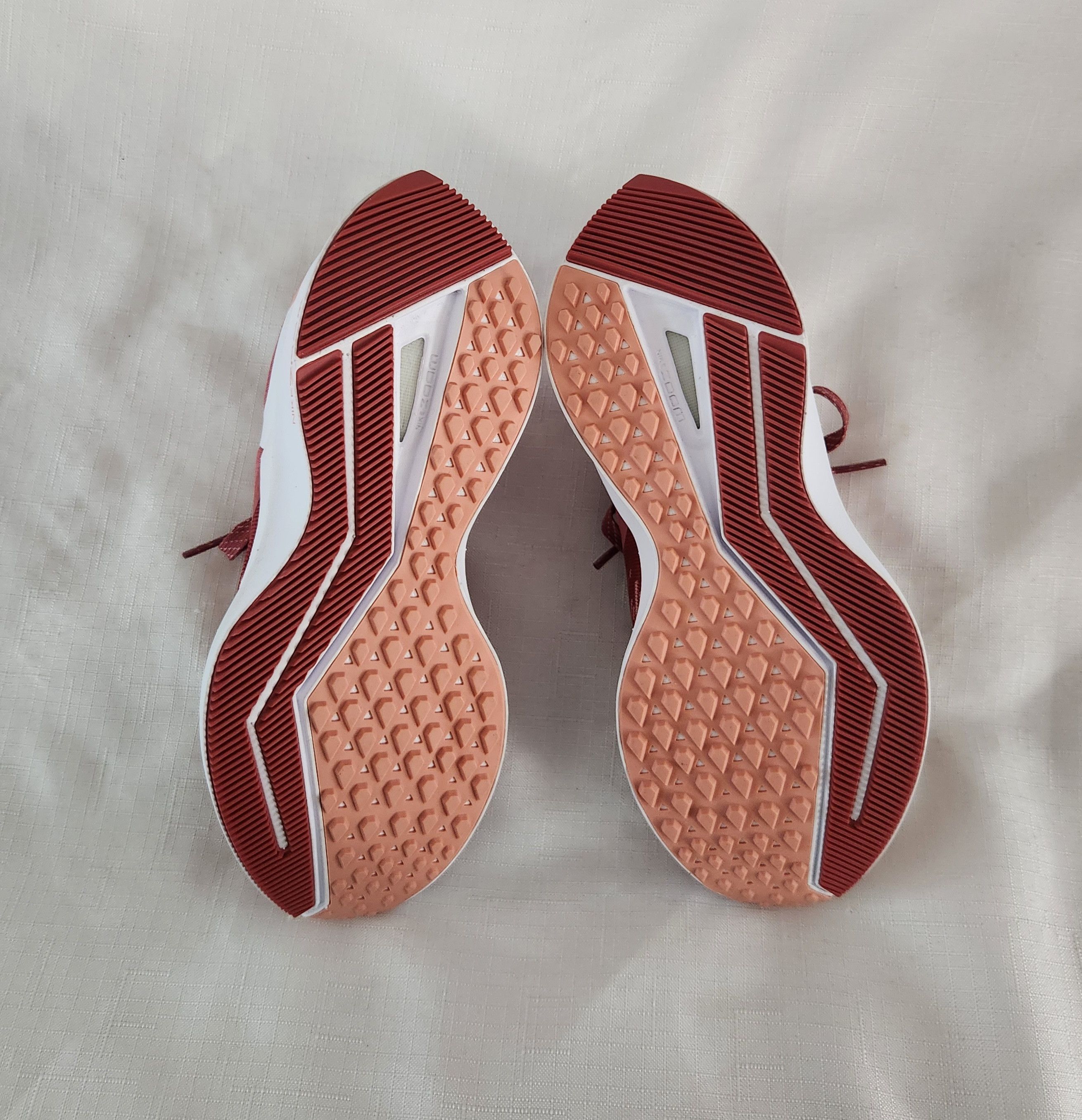 Nike Nike Zoom Swoosh Winflo 6 [AQ8228-800 Redwood Women's SZ 7 Size US 7 / IT 37 - 8 Thumbnail