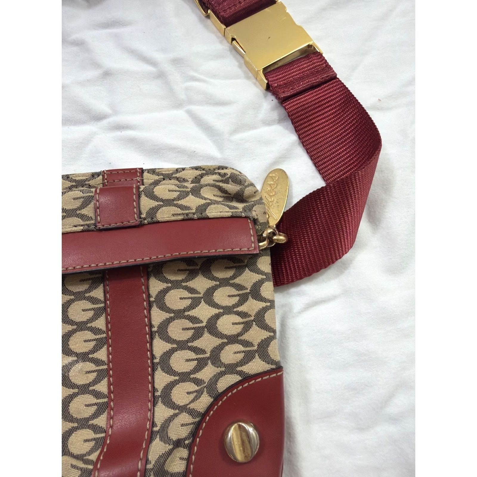 Guess VINTAGE GUESS Waist Bag Purse Beige Red Metal Clasp Zipper Pockets Belt Bag & Fanny Pack Women 12x6.5 Metallic Polyester Size ONE SIZE - 4 Thumbnail