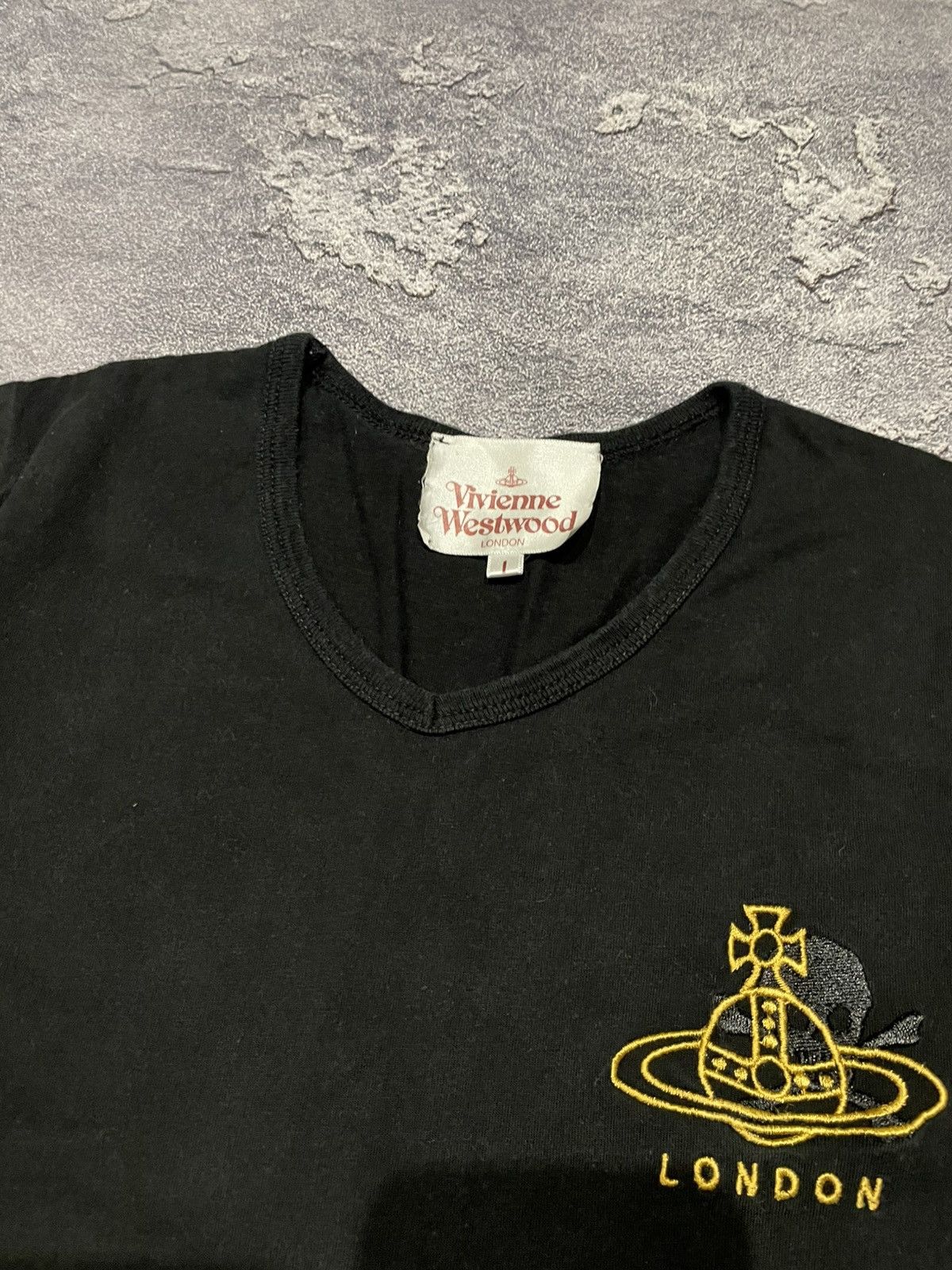 Vivienne Westwood Vintage Vivienne Westwood London Logo Luxury T Shirt Italy Size S / US 4 / IT 40 - 4 Thumbnail