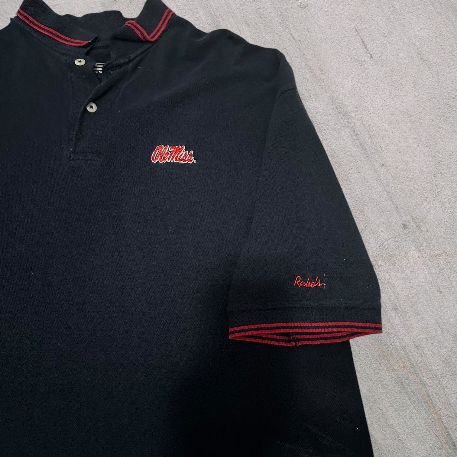 Other Ole miss navy polo with red stripes crable sportswear Size US XL / EU 56 / 4 - 2 Thumbnail