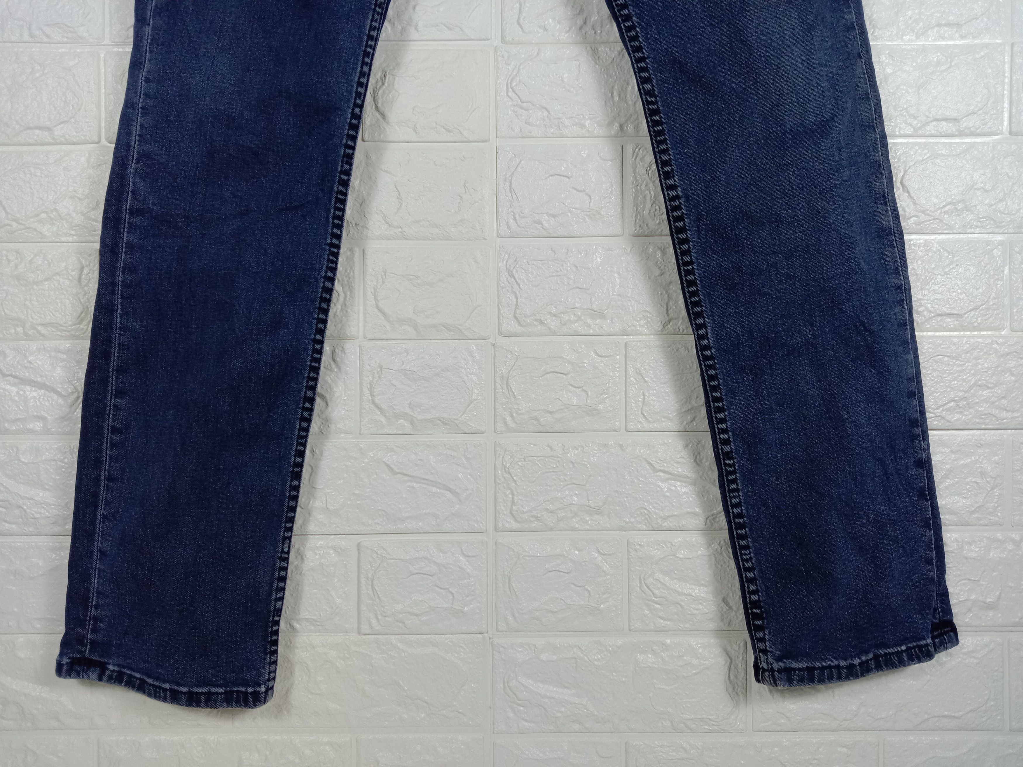 Levi's Vintage Levi's 511 Slim Jeans Dark Blue Denim Size US 31 - 4 Thumbnail