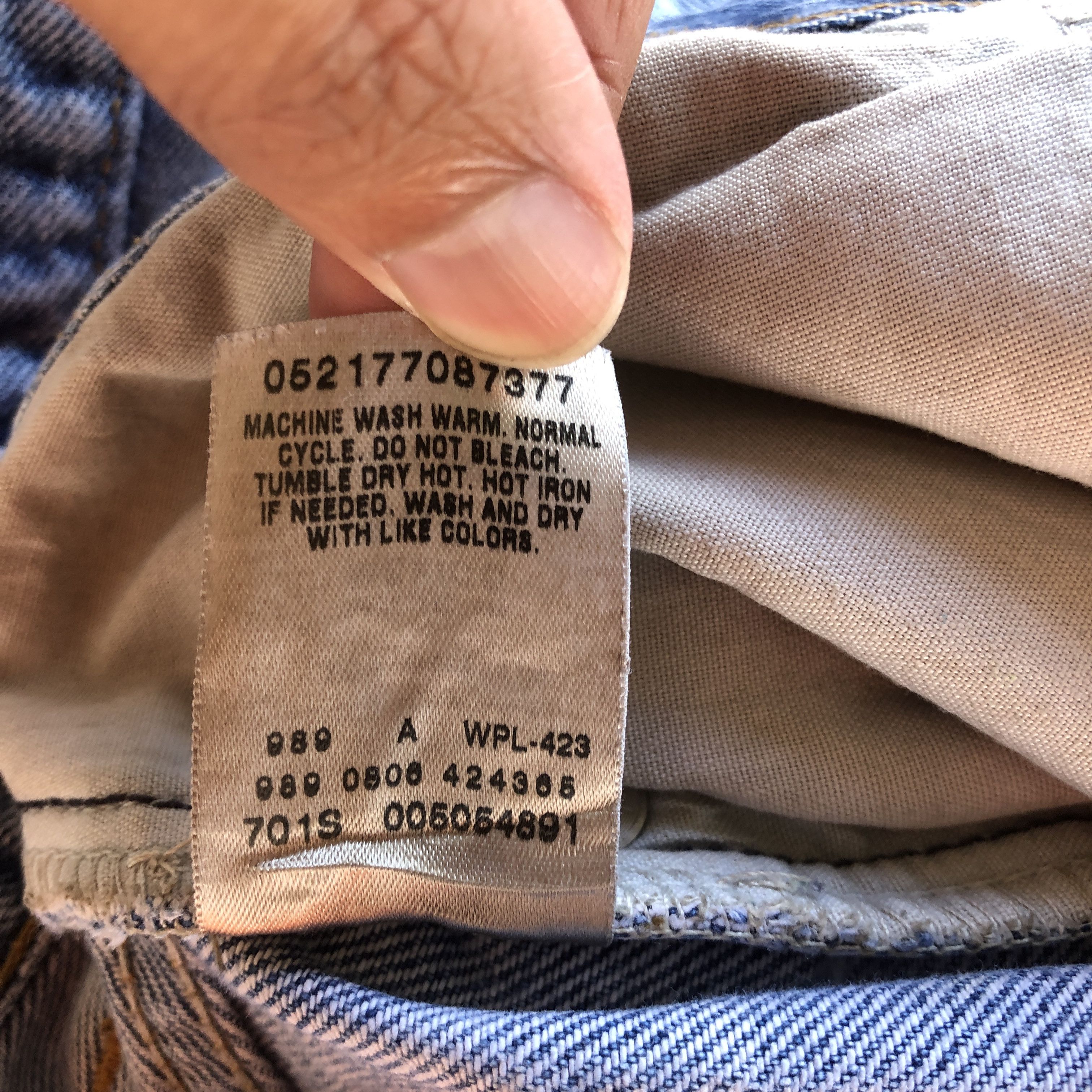Levi's Vintage Y2K Levis 505 Distressed Jeans Levi's Faded Denim Size US 32 / EU 48 - 7 Thumbnail