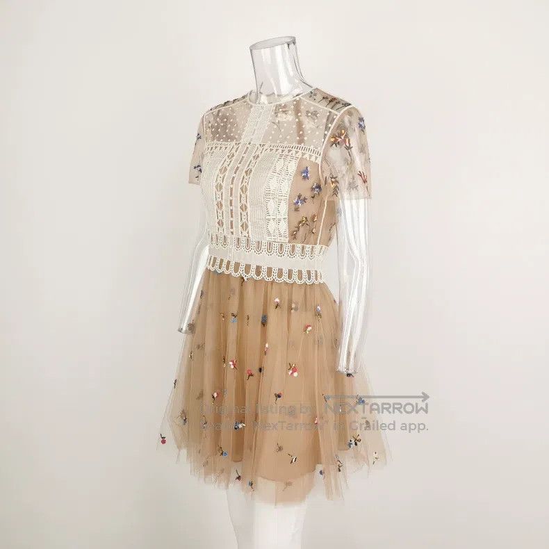 Valentino Valentino Beige embroidered studded bead dress Size XS / US 0-2 / IT 36-38 - 2 Thumbnail