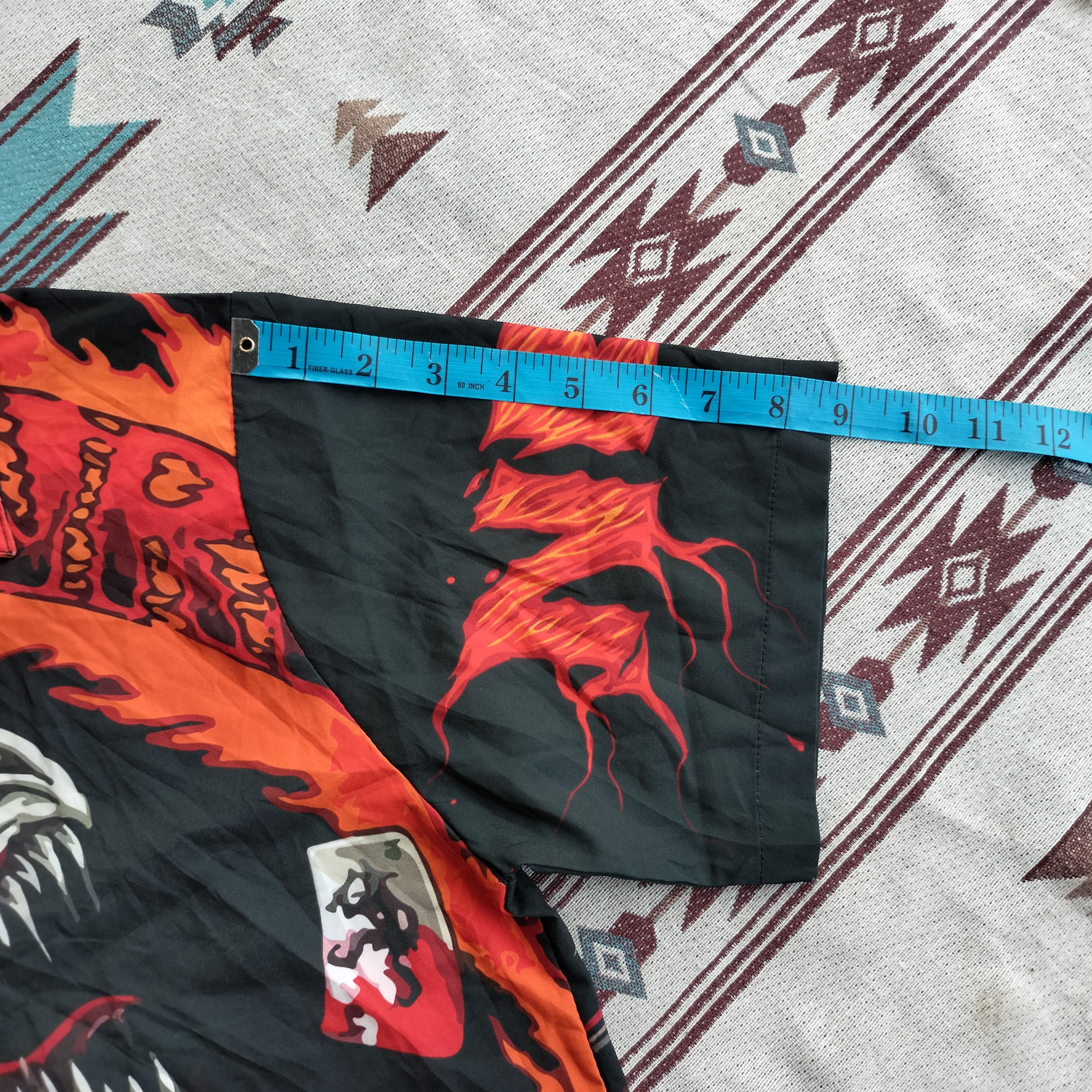 JNCO Nrez Dragon fire picture over ss shirt Size US M / EU 48-50 / 2 - 10 Thumbnail