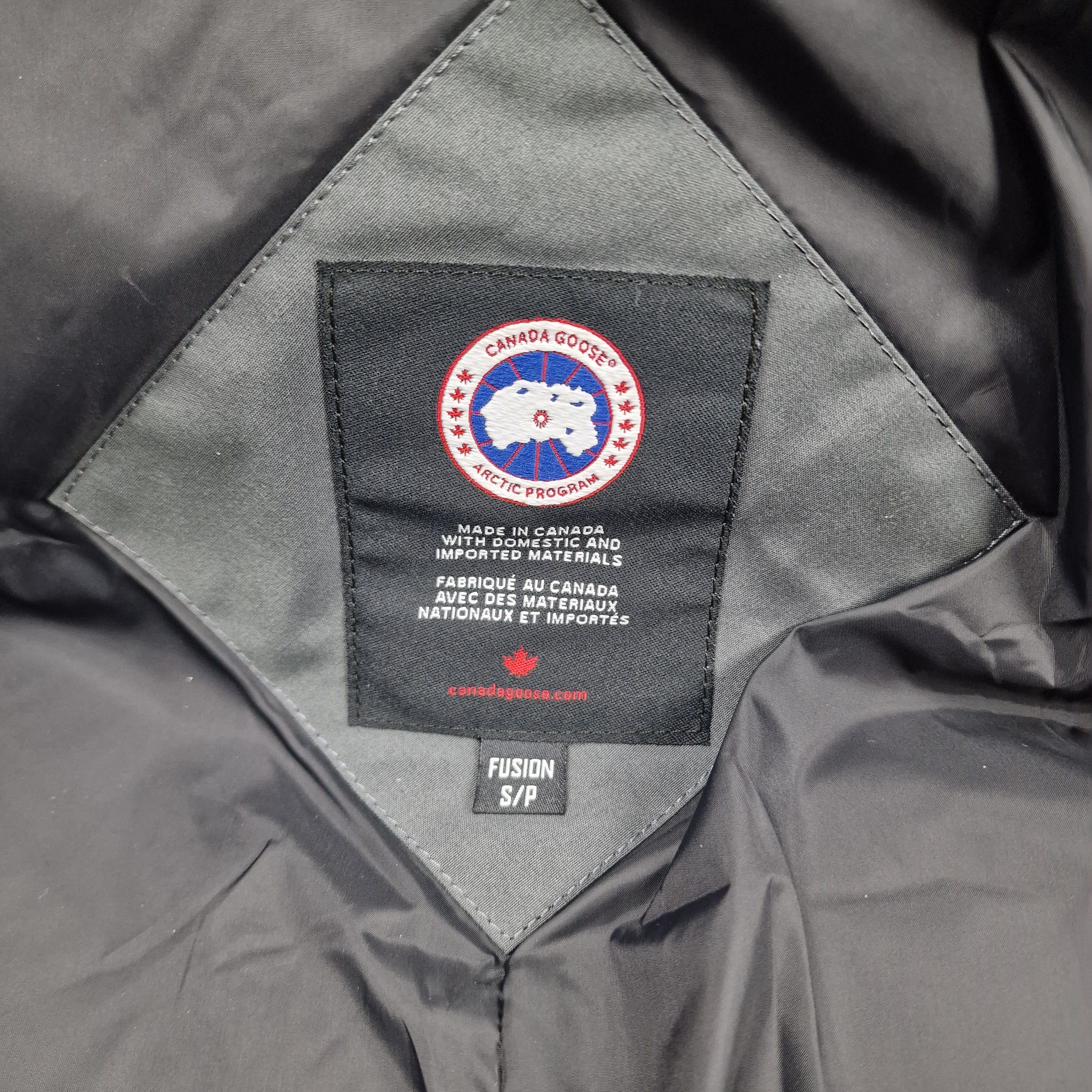 Canada Goose Canada Goose Macmillan Parka | Graphite | Small Size US S / EU 44-46 / 1 - 8 Thumbnail