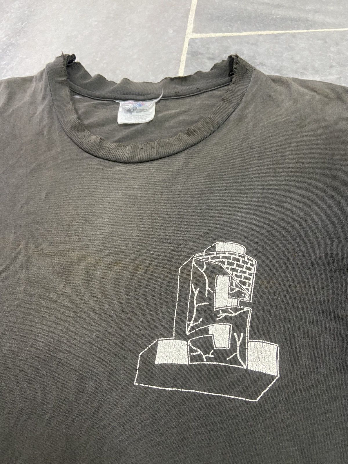Band Tees Vintage 90s Suicidal Tendencies Punk Distressed Band Tee Size US M / EU 48-50 / 2 - 6 Thumbnail