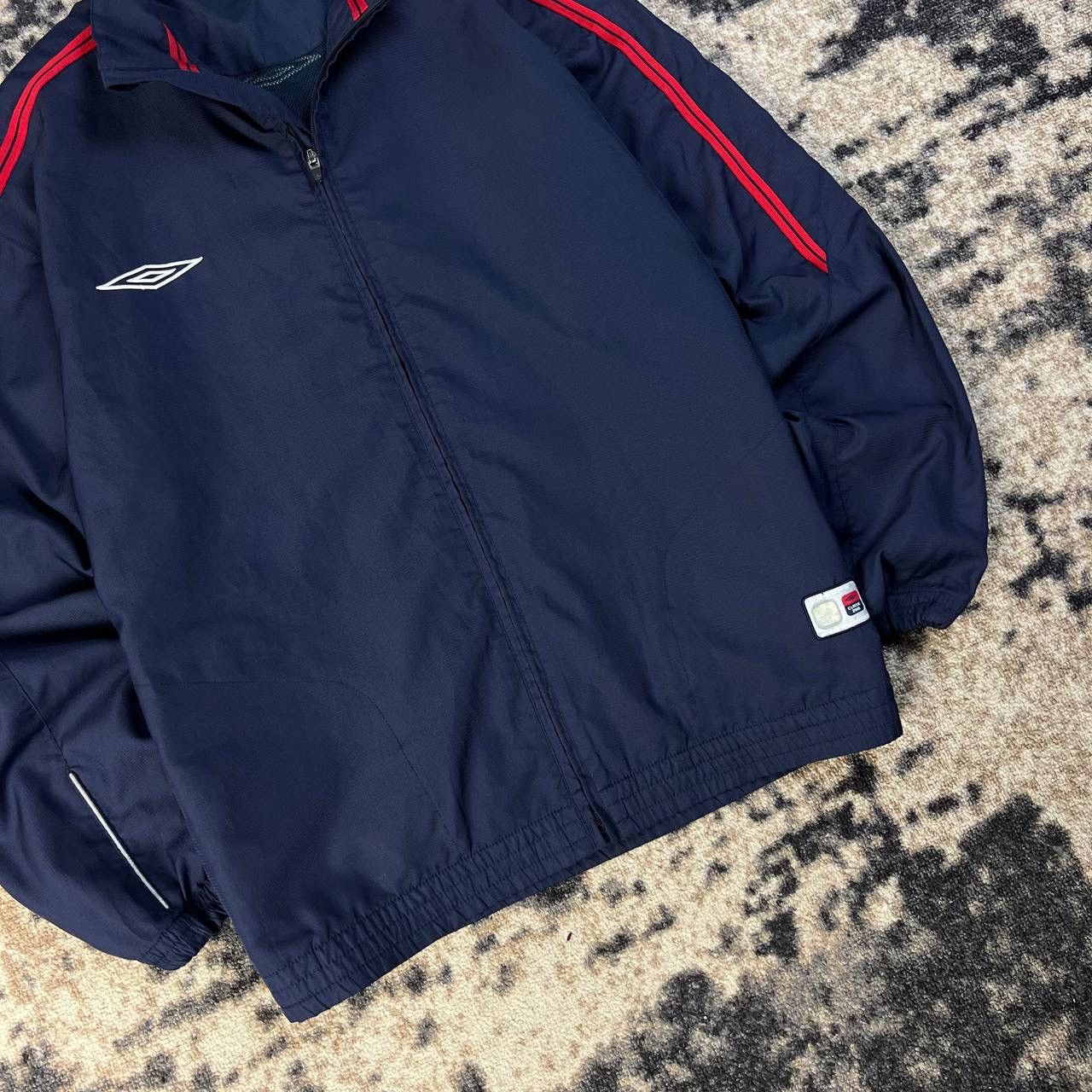 Umbro Umbro Classic 2005 Vintage Zip Up Track Jacket Size US L / EU 52-54 / 3 - 3 Thumbnail
