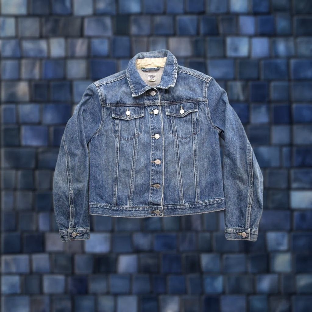 Gap VINTAGE Gap Factory Outlet Denim Jacket Women's S Size Blue Trucker Button 100% Cotton Short Sleeve Style: Size 28" / US 6 / IT 42 - 1 Thumbnail