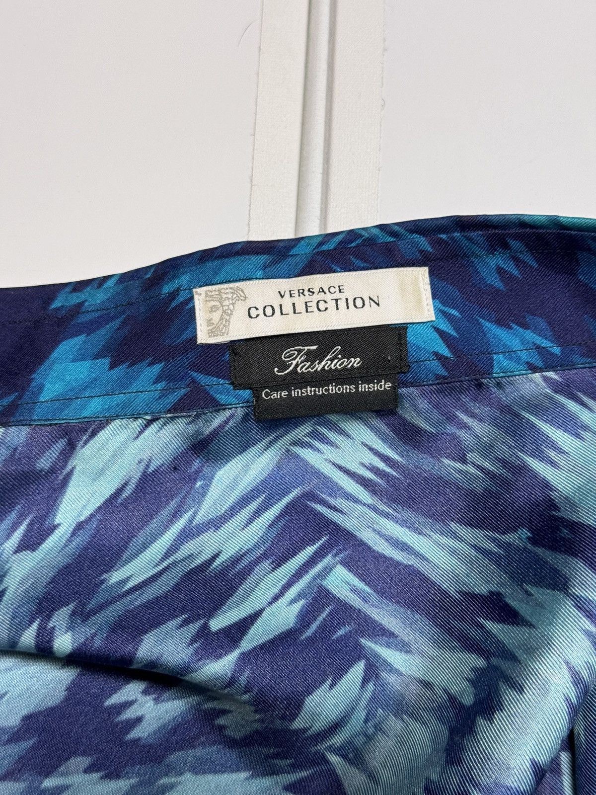 Versace Versace Multi-color Silk Shirt Size US M / EU 48-50 / 2 - 7 Thumbnail