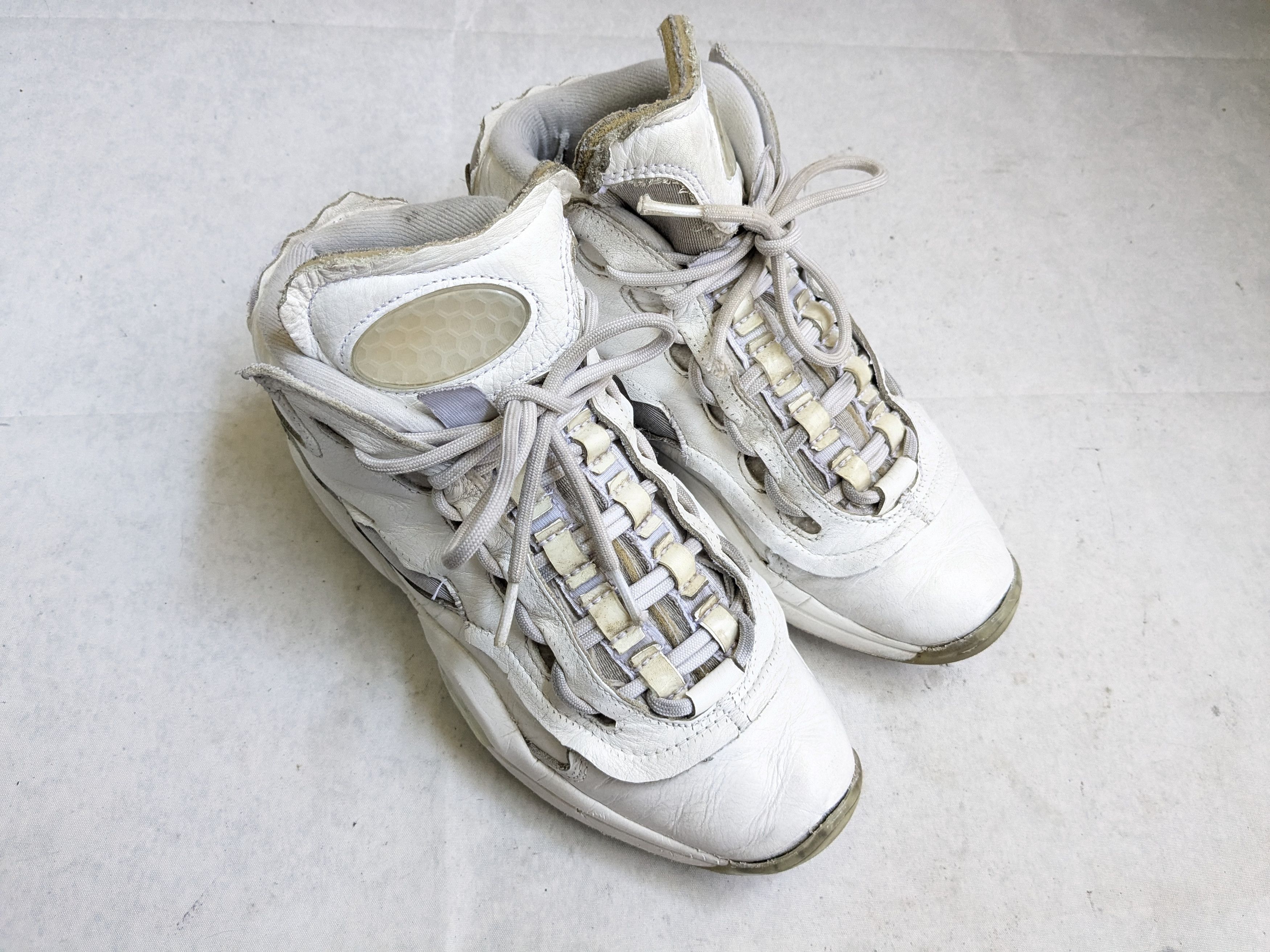 Maison Margiela Maison Margiela x Reebok Question Sneakers White 8 Size US 8 / EU 41 - 4 Thumbnail