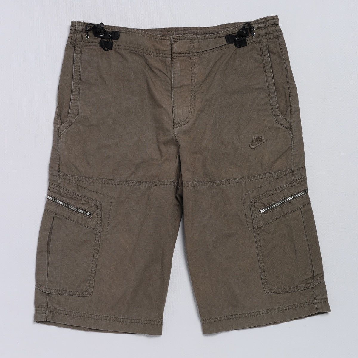 Nike Vintage Nike Cargo Shorts Size US 30 / EU 46 - 1 Thumbnail