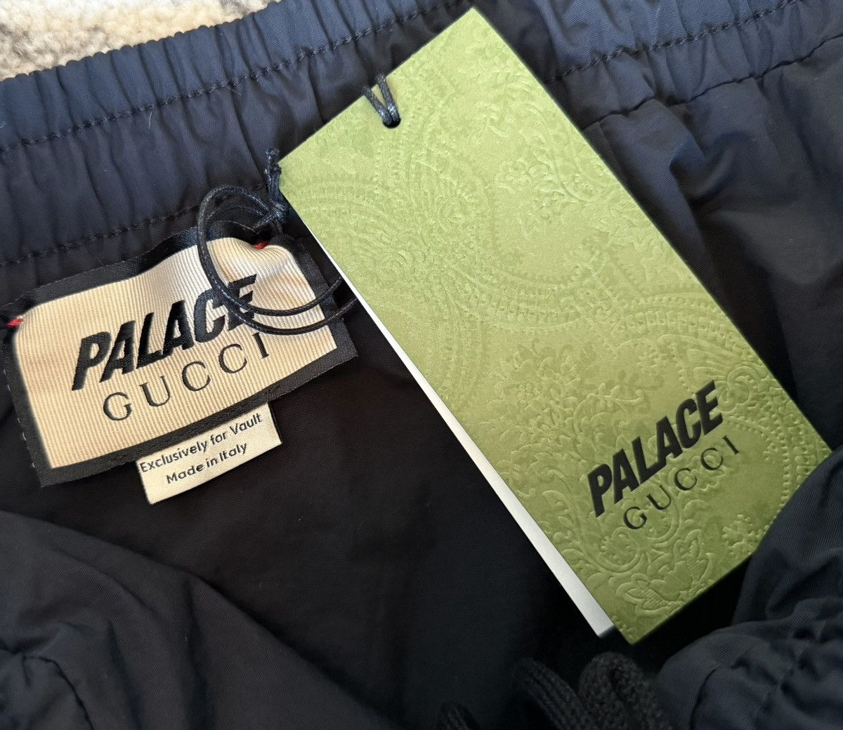 Gucci × Palace Gucci X Palace track pants. Brand new Size US 30 / EU 46 - 5 Thumbnail