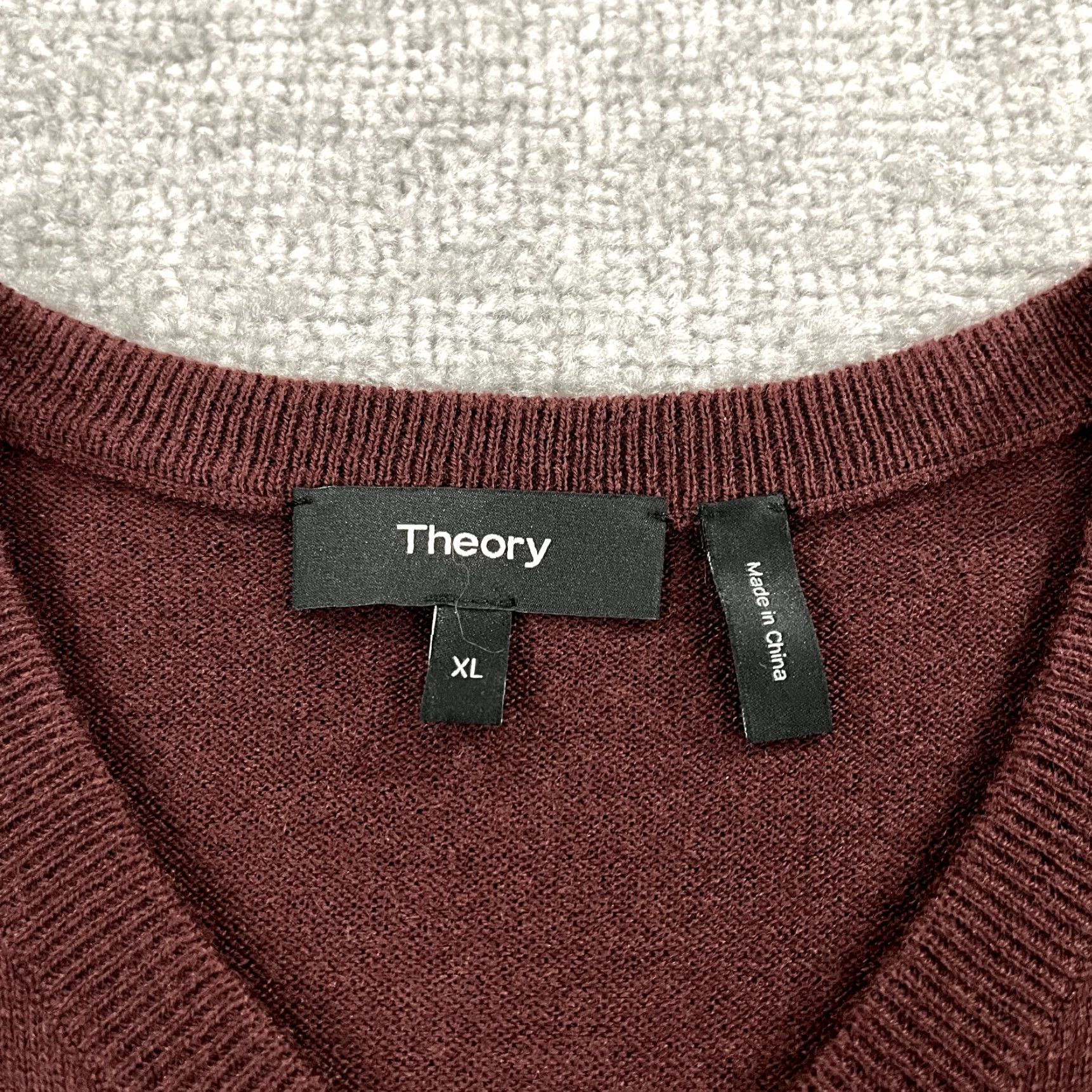Theory **Theory Men's XL Red Merino Wool Pullover V-Neck Knit Sweater** User: **Theory Men's XL Red Merino Wool Knit Pullover V-Neck Sweater** Size US XL / EU 56 / 4 - 3 Thumbnail