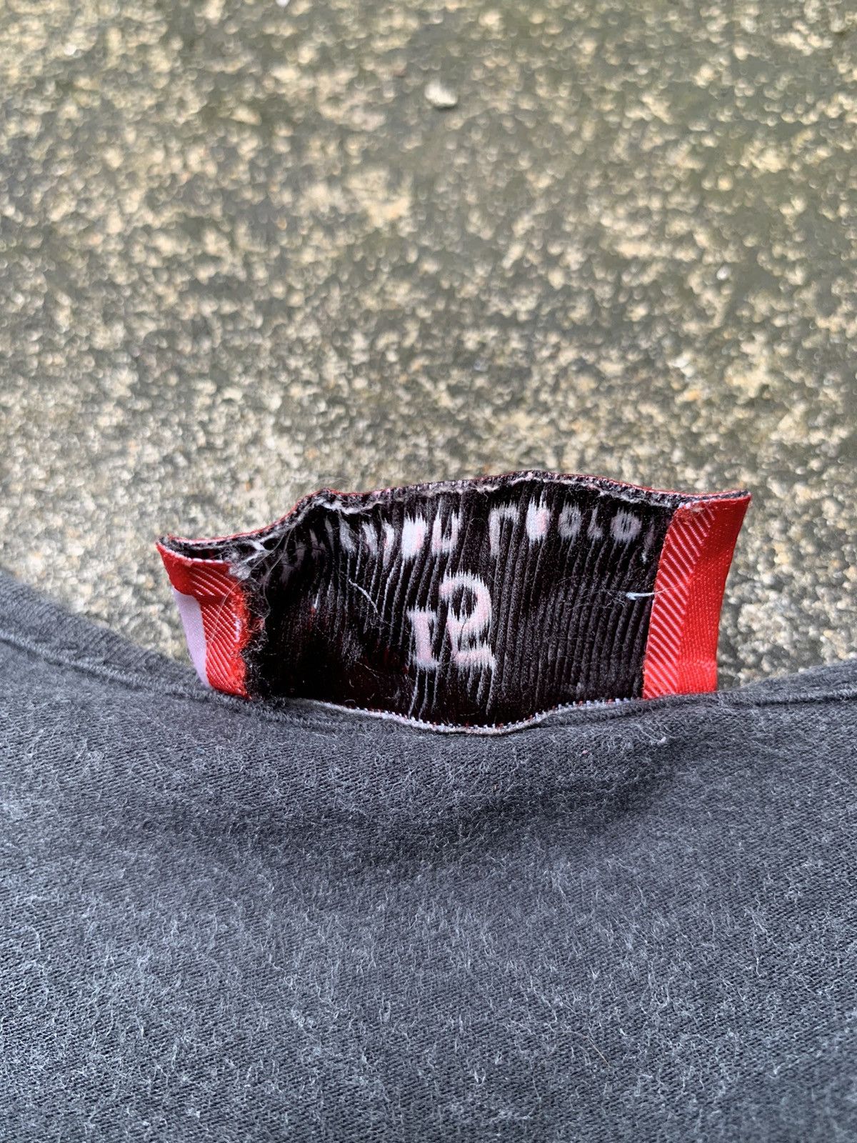 Christian Lacroix Vintage Chrtistian Lacroix 15 Cropped Black Logo Top Tee Size L / US 10 / IT 46 - 4 Thumbnail