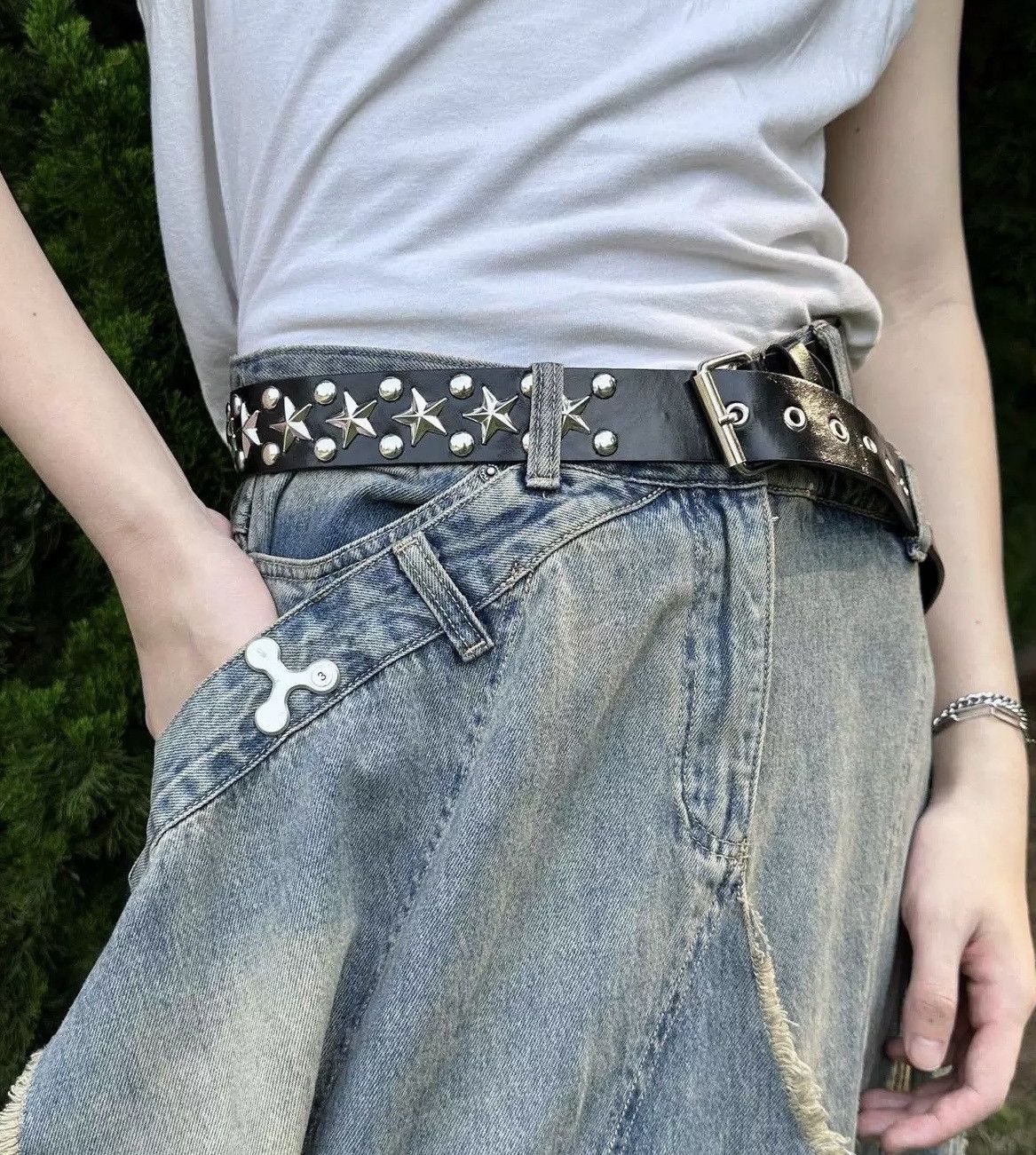 Japanese Brand × Vintage Retro y2k punk faux leather multi star rivet studded belt Size ONE SIZE - 2 Thumbnail