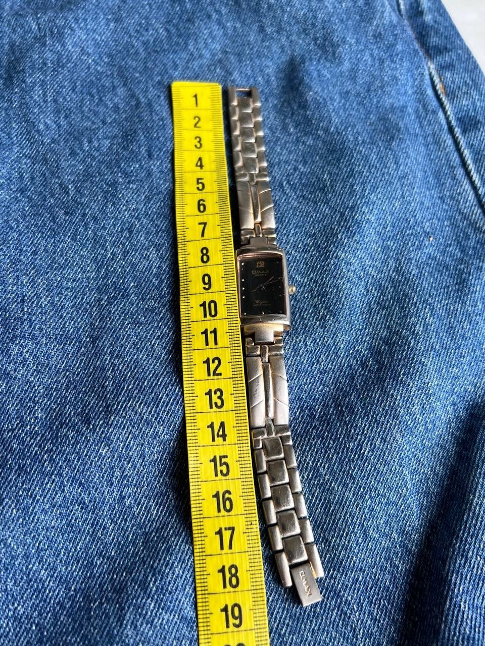 Japanese Brand × Vintage Vintage Japanese style futuristic Geometric Glass Watch Size ONE SIZE - 9 Thumbnail