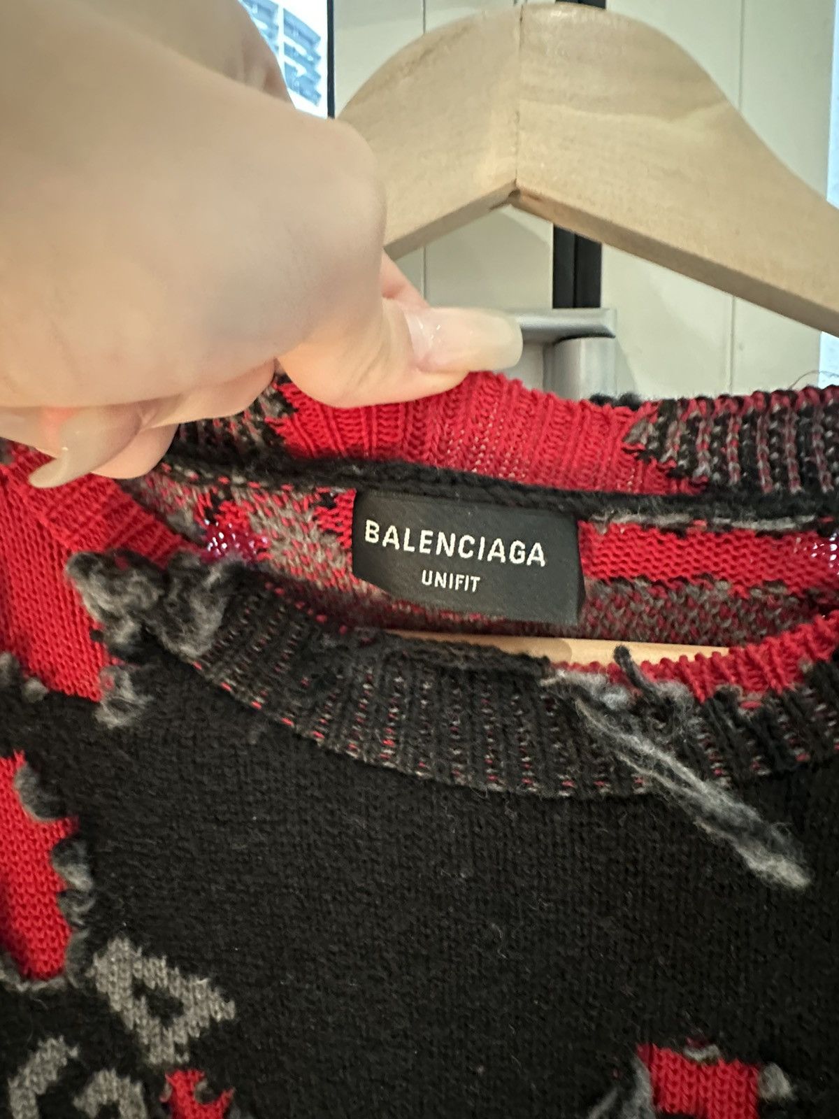 Balenciaga BALENCIAGA DESTROYED LOGO CREW KNIT Size US S / EU 44-46 / 1 - 3 Thumbnail