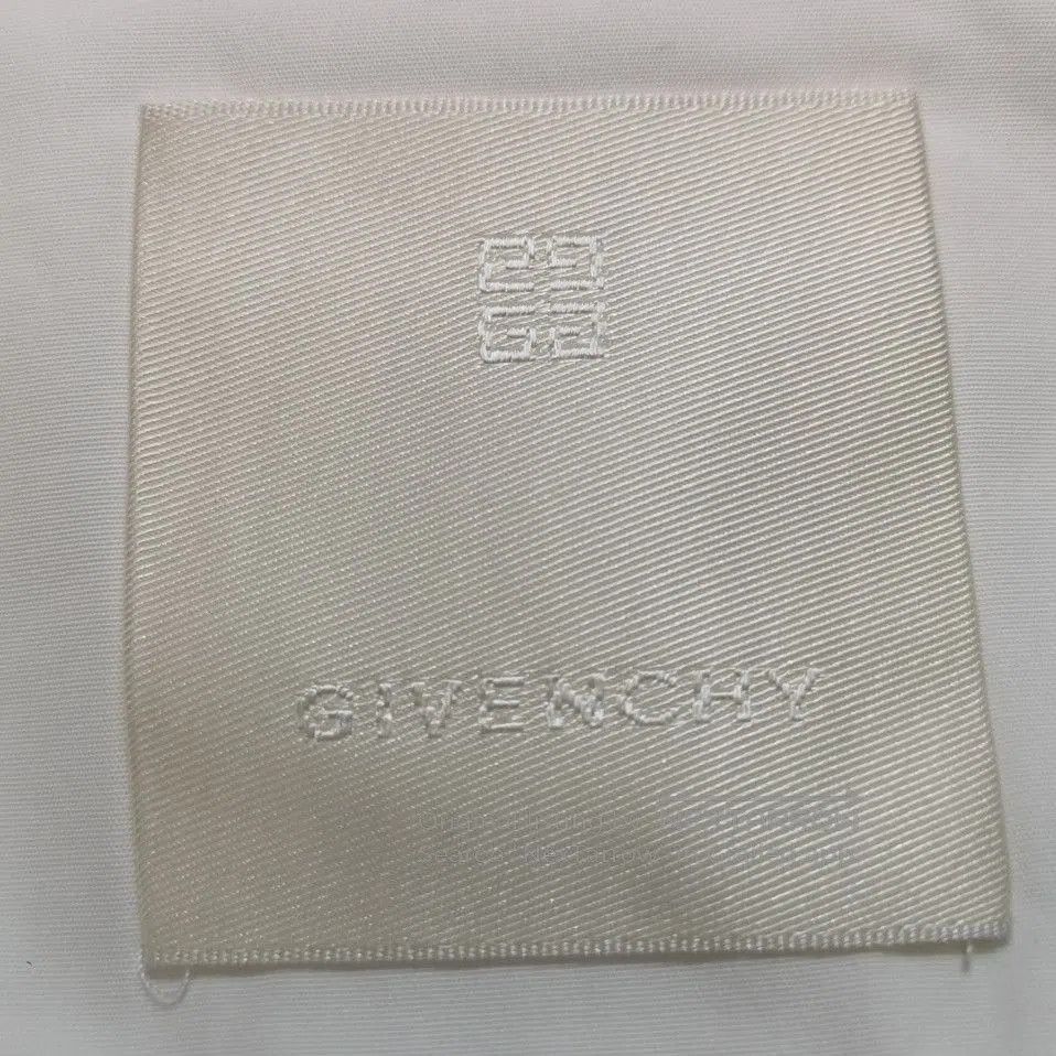 Givenchy Givenchy XS White Cotton Button-Up Shirt. Size US XS / EU 42 / 0 - 2 Thumbnail