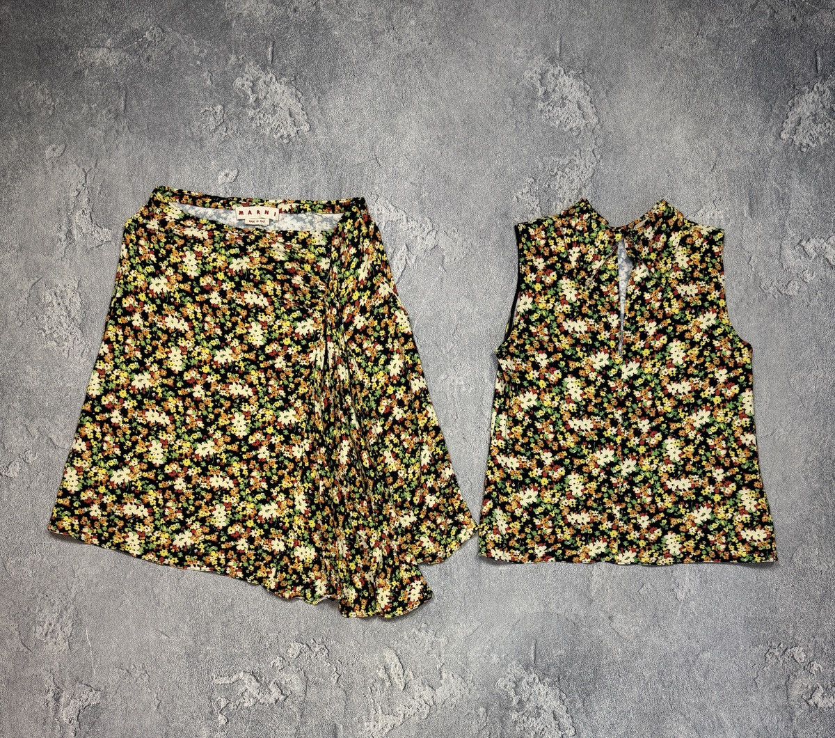 Marni Marni Flowers Monogram Suit Size M / US 6-8 / IT 42-44 - 1 Thumbnail