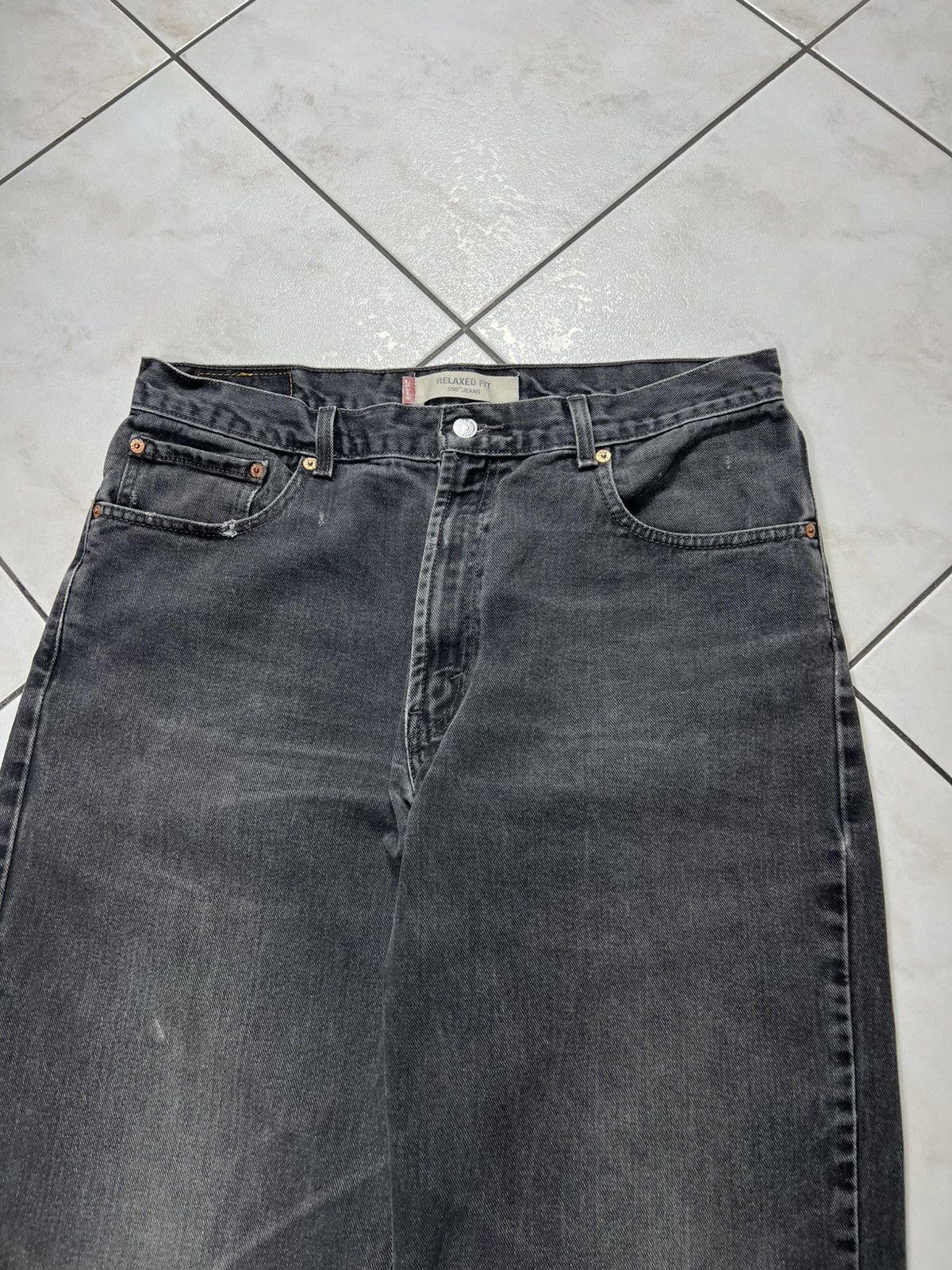 Levi's Vintage 90s Levi’s 550 relaxed fit baggy washed denim jeans Size US 36 / EU 52 - 3 Thumbnail
