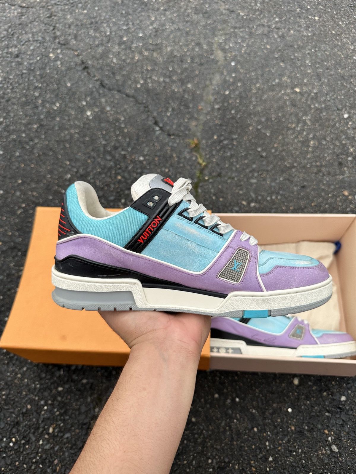 Louis Vuitton Louis Vuttion Trainer Purple/Blue Size US 8 / EU 41 - 9 Thumbnail