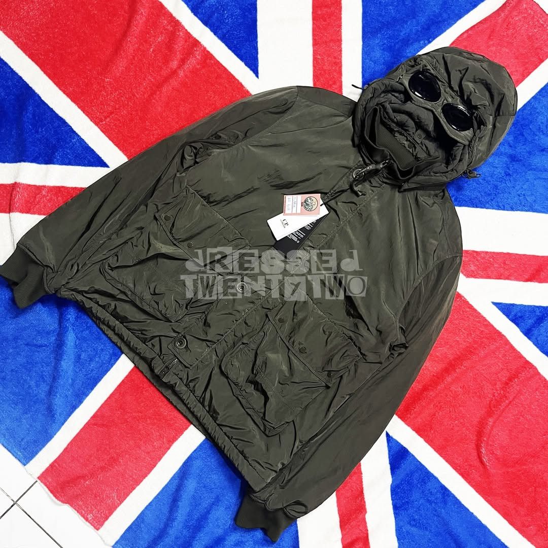C.P. Company C.P COMPANY CHROME-R GOGGLE JACKET OLIVE KHAKI Size US XL / EU 56 / 4 - 2 Thumbnail