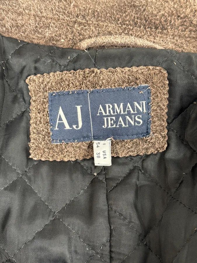 Armani 2000s Armani Brown Texture Leather Buttoned Jacket Size US L / EU 52-54 / 3 - 12 Thumbnail