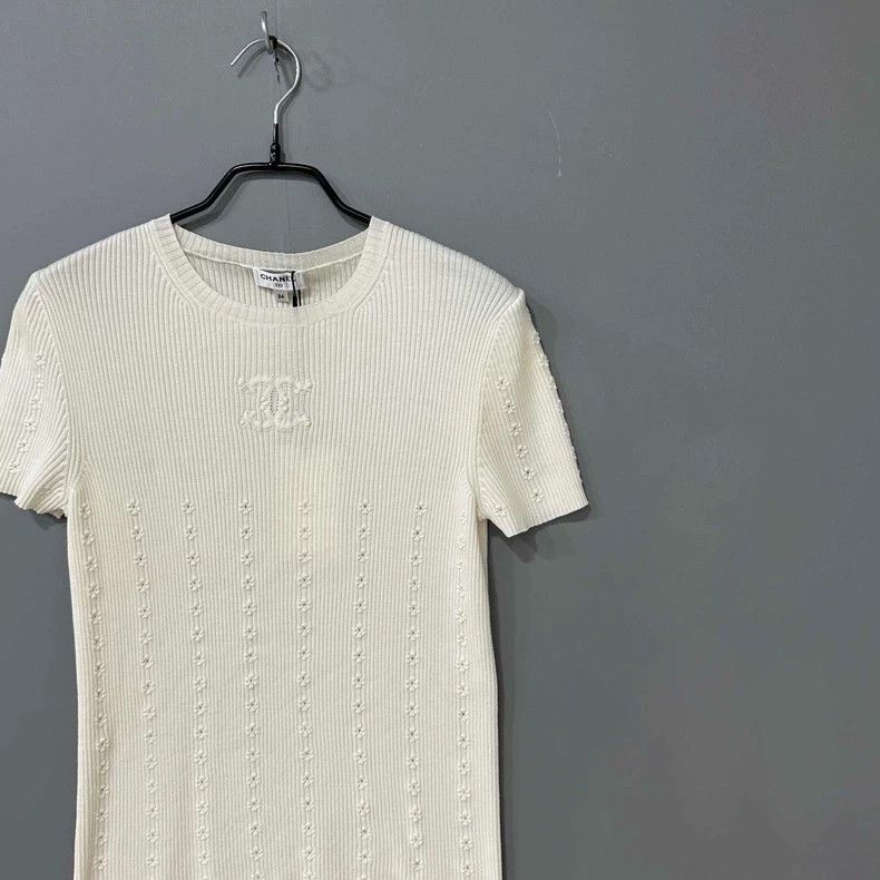 Chanel Chanel White logo hollow knitted short sleeves Size XXS / US 00 / IT 34 - 2 Thumbnail
