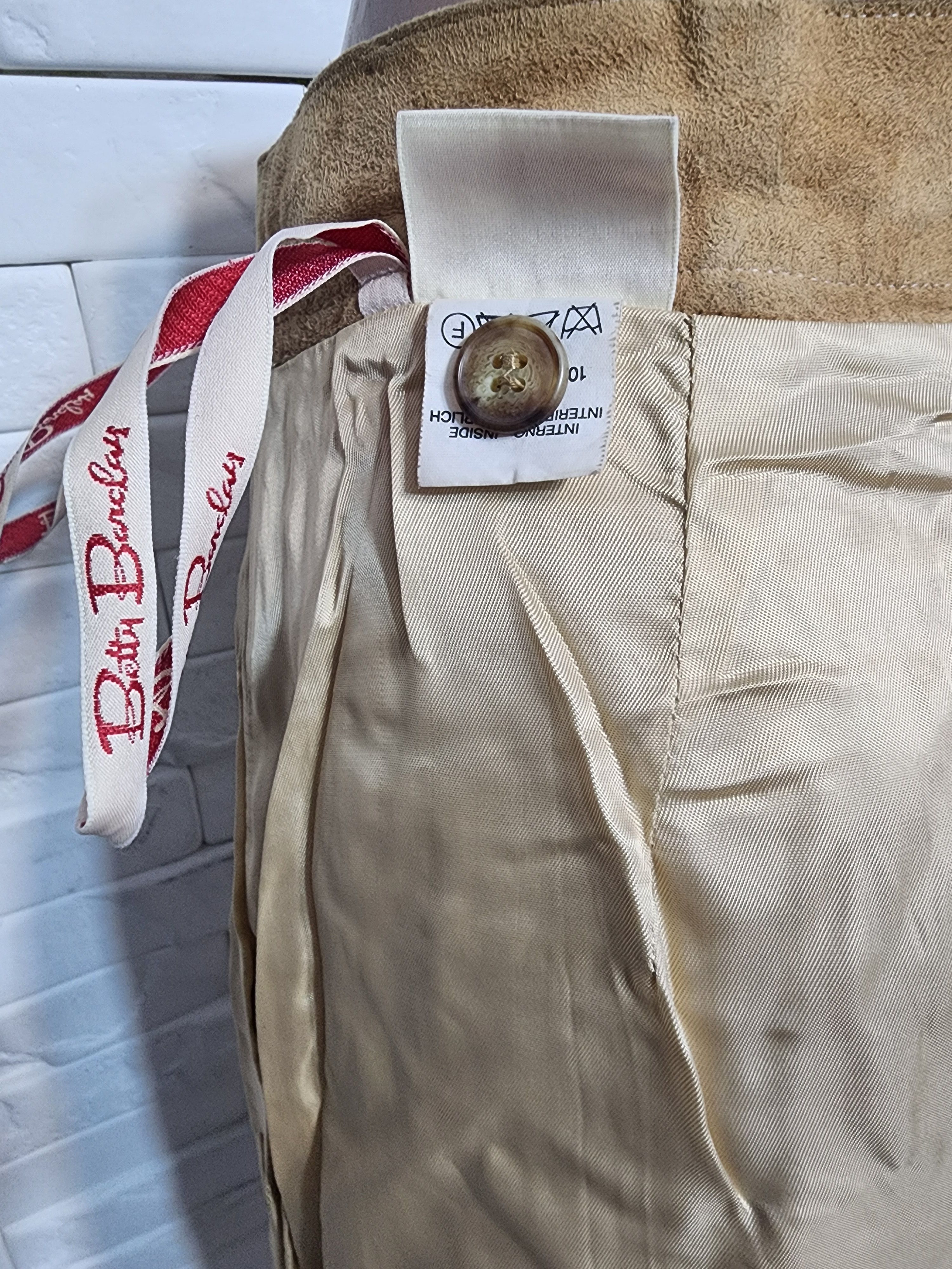 Other Brown Suede Leather Skirt, Plastic Buttons Fasteners Size 28" / US 6 / IT 42 - 8 Thumbnail