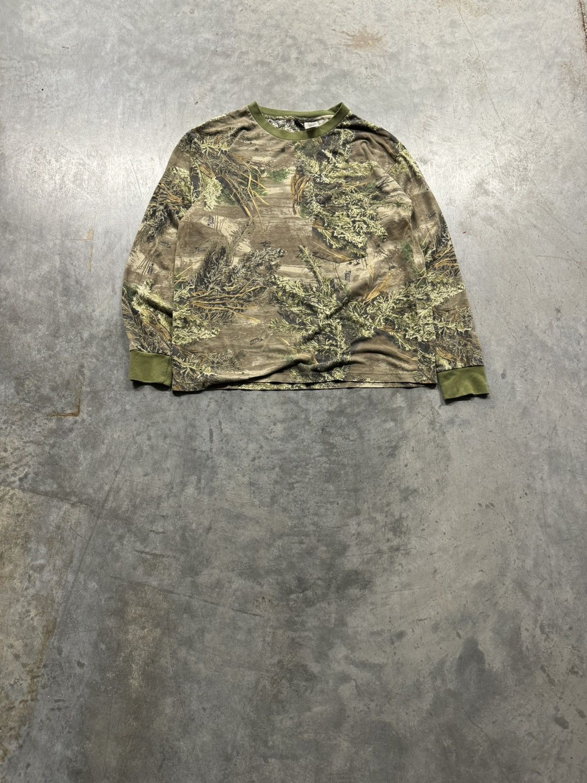 Vintage Vintage Y2K Rustic Ridge Camouflage Pocket Tee Size US XL / EU 56 / 4 - 1 Thumbnail