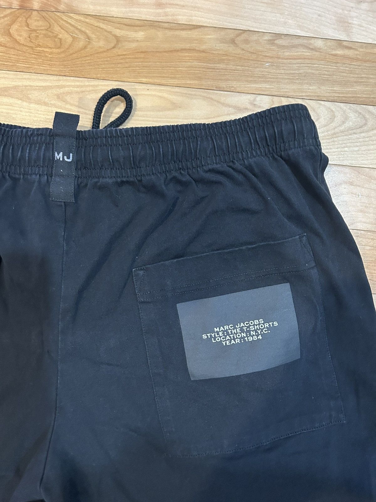 Marc Jacobs Marc Jacobs Sweatshorts Size US 32 / EU 48 - 3 Thumbnail