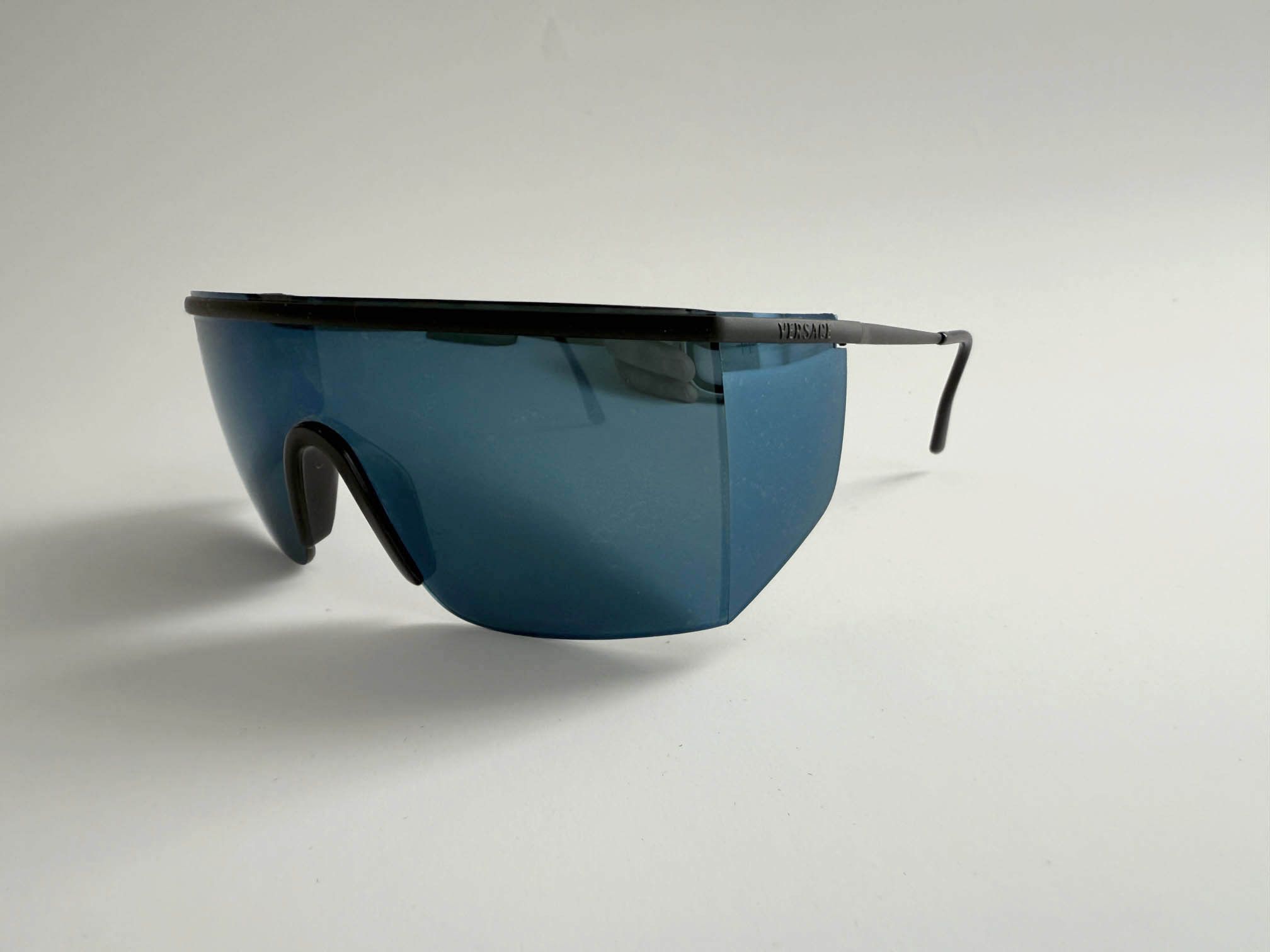 Versace 80s Vintage Gianni Versace shade sunglasses w a case Size ONE SIZE - 1 Thumbnail
