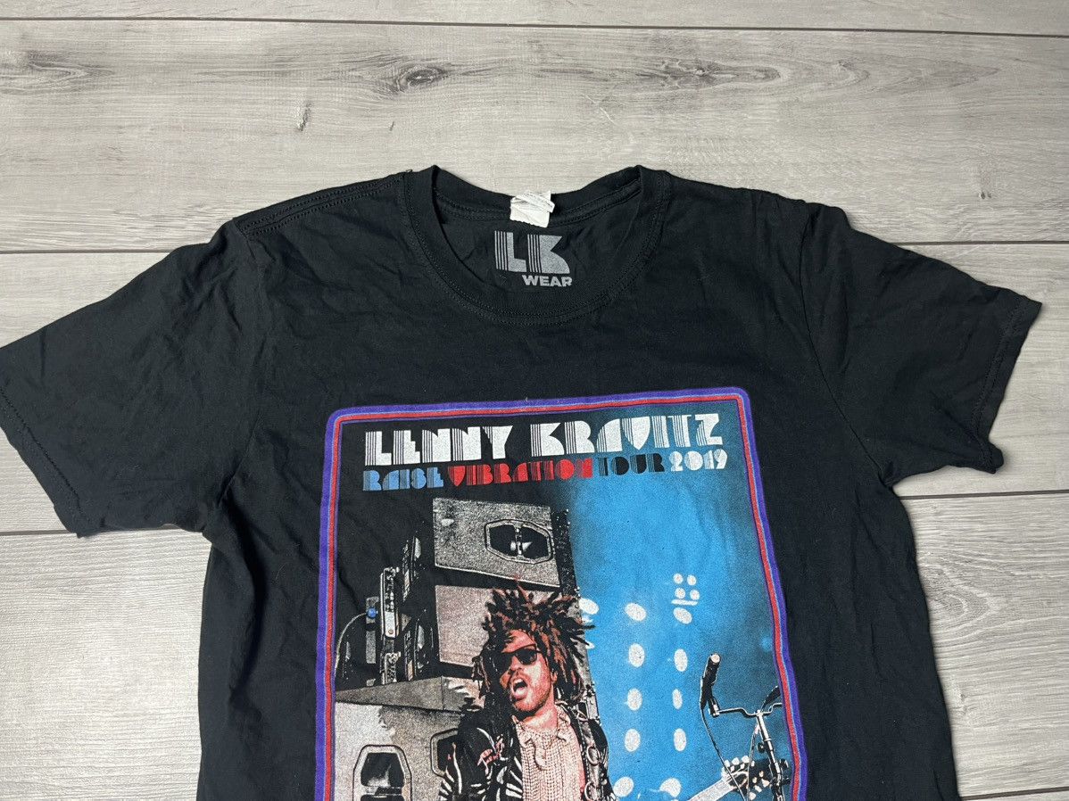 Band Tees Lenny Kravitz vibration tour tshirt 2019 size Medium Size US M / EU 48-50 / 2 - 3 Thumbnail