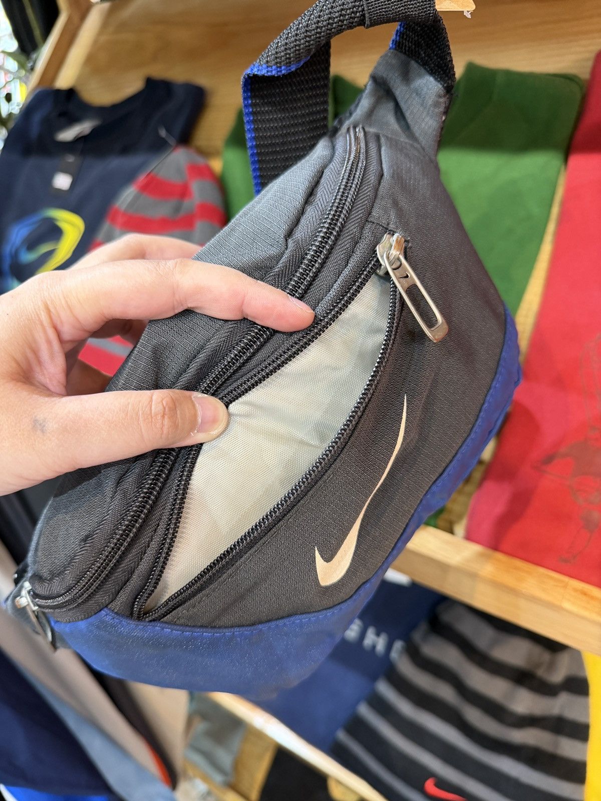 Nike Vintage Nike Swoosh 90's Belt Bag Size ONE SIZE - 7 Thumbnail
