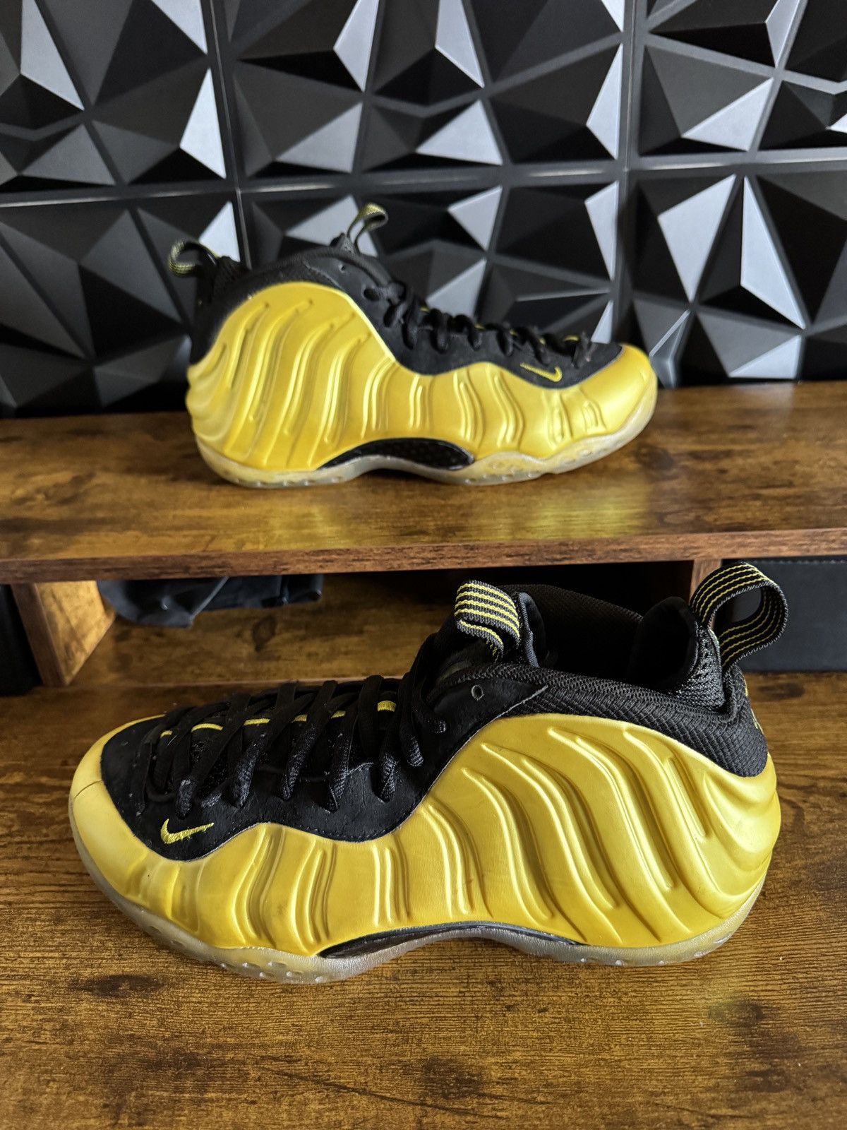 Nike Nike Foamposites 2 Shoes Bundle Size US 10 / EU 43 - 1 Thumbnail