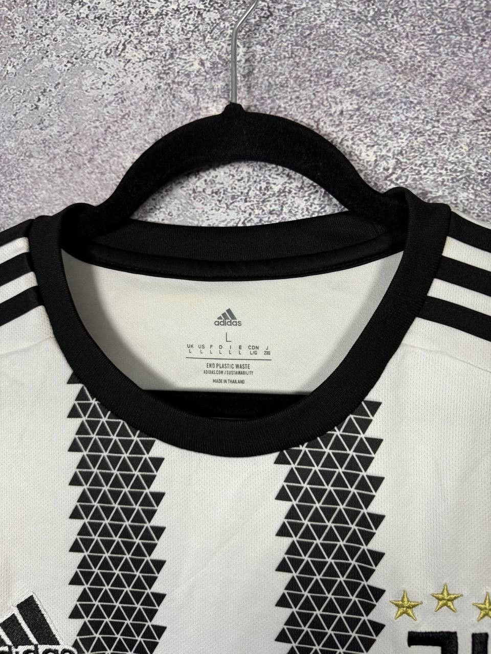 Other Vintage Juventus 2022/23 Home Soccer Jersey Large Size US L / EU 52-54 / 3 - 9 Thumbnail