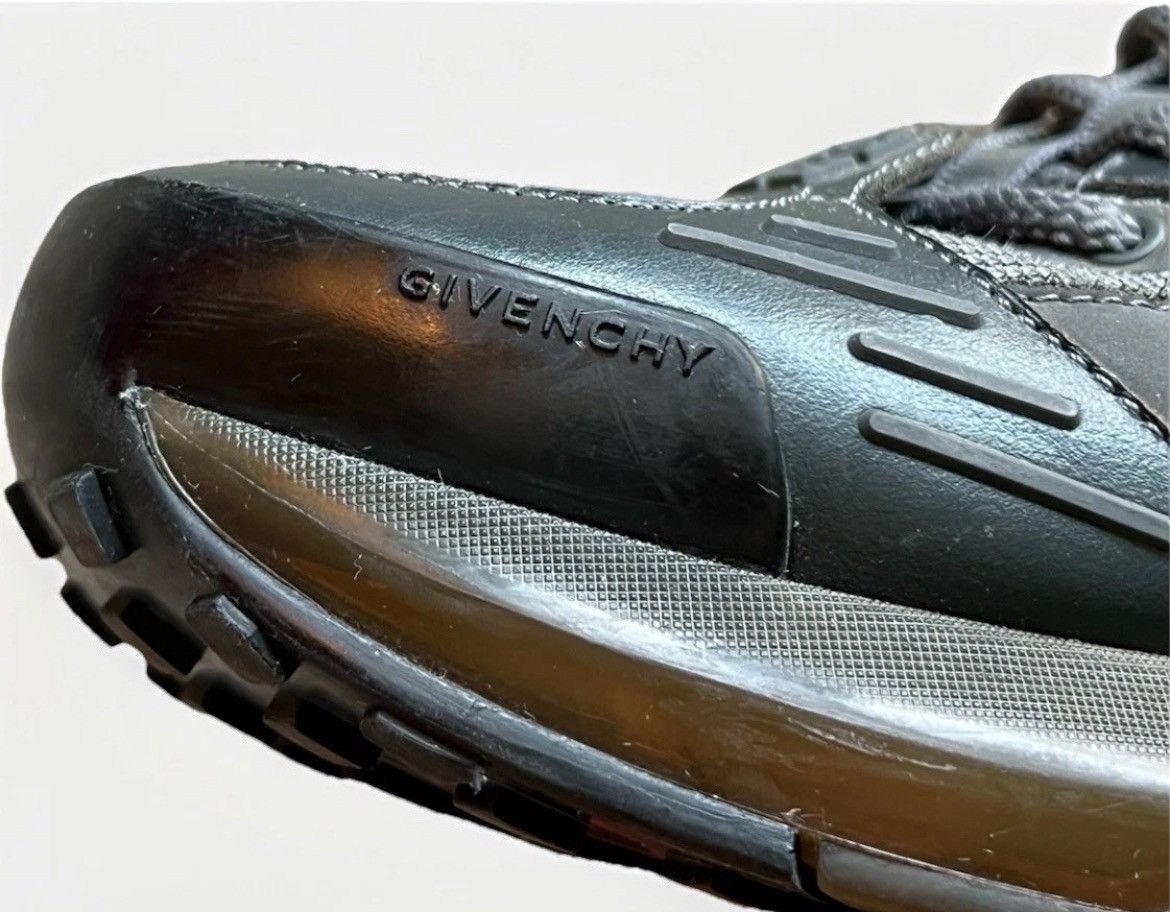 Givenchy GIVENCHY⚡️"Giv 1 TR Mountain" Size EU42/9US Gray sneakers Size US 9 / EU 42 - 9 Thumbnail