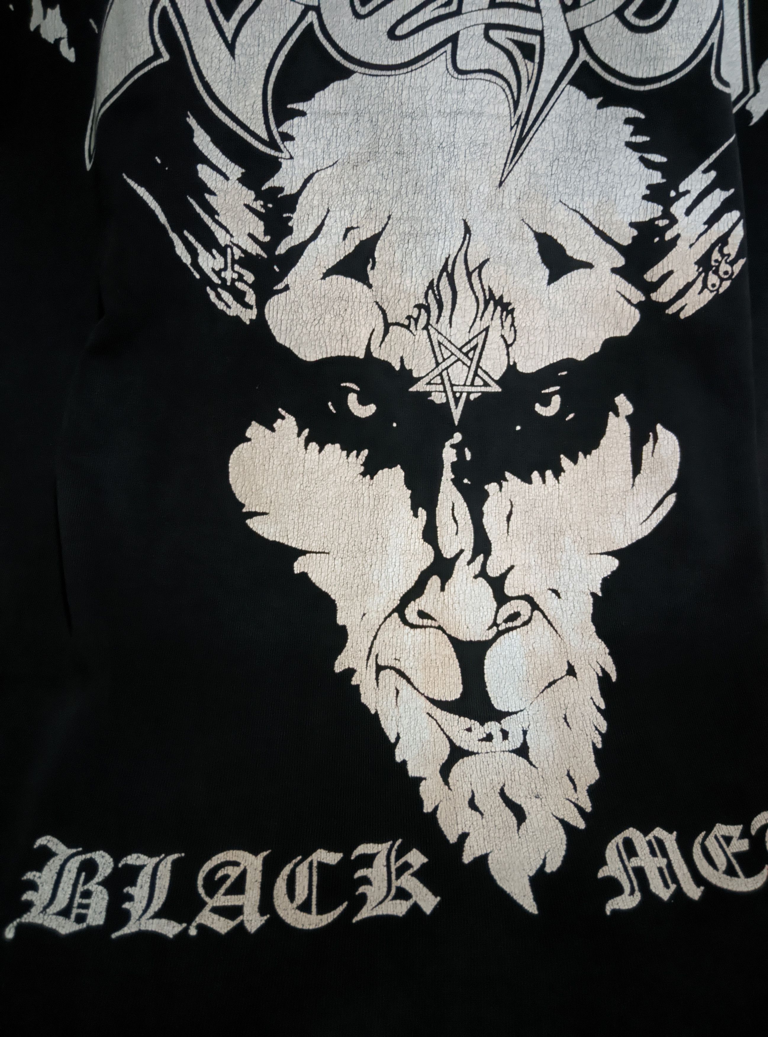 Band Tees Vintage 2000s Venom black metal t shirt Size US L / EU 52-54 / 3 - 8 Thumbnail