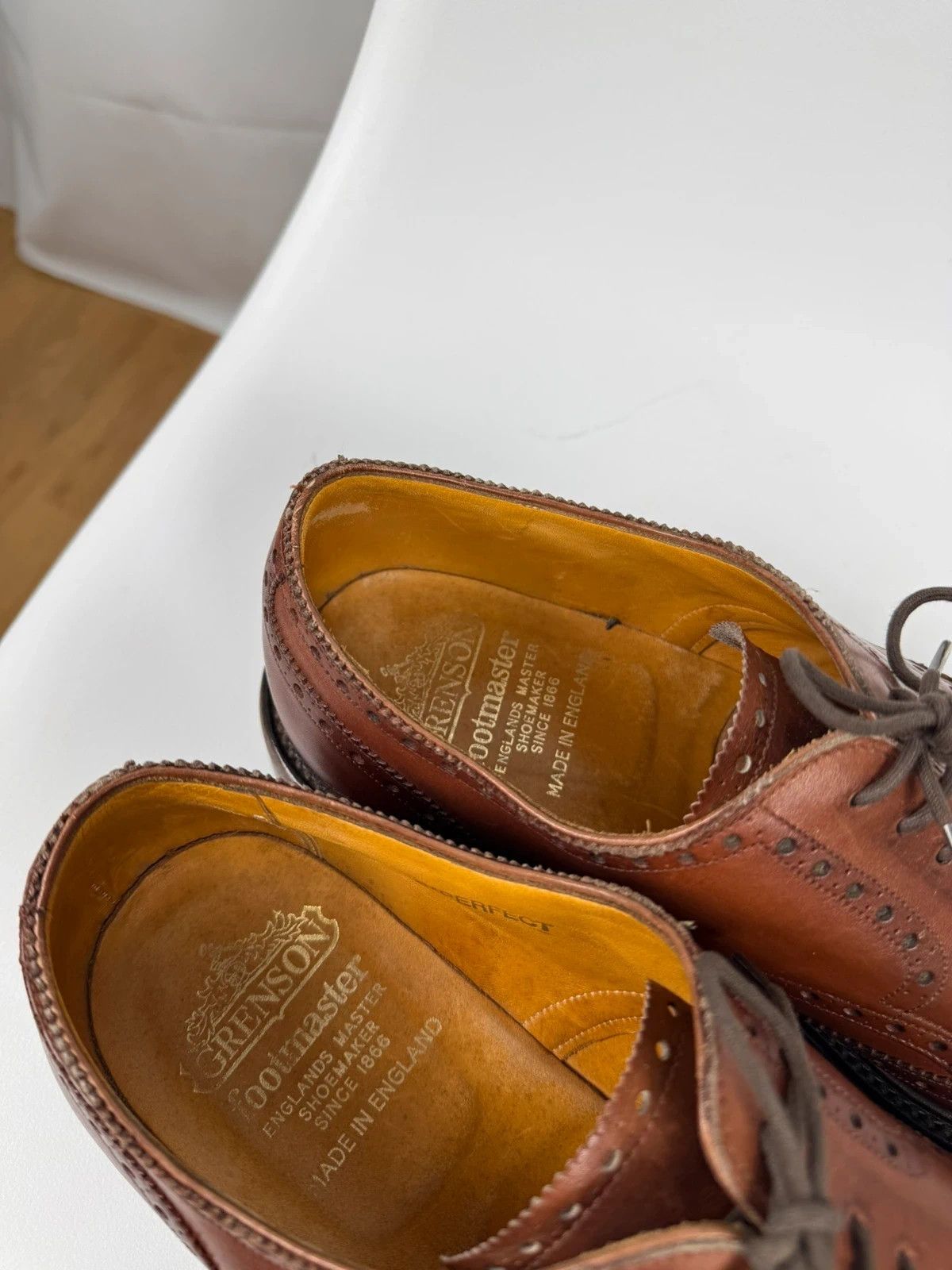 Grenson Grenson England Genuine Leather Brogues size 10 Size US 11 / EU 44 - 8 Thumbnail