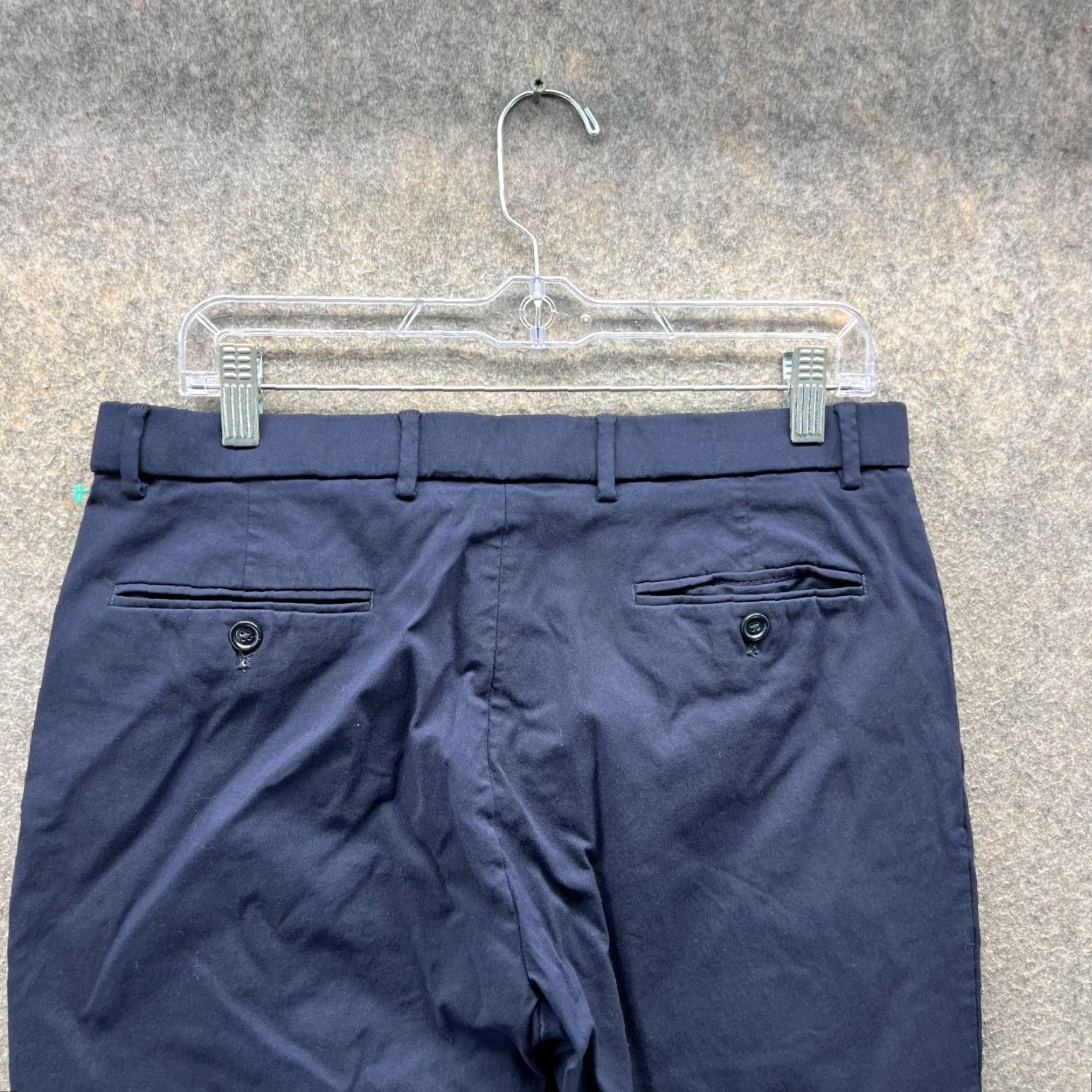 Tommy Hilfiger VINTAGE Tommy Hilfiger Pants Mens 32 Blue Chino Flat Front Cotton Trousers Regular Straight Front(32) Navy Brown? Size US 32 / EU 48 - 7 Thumbnail