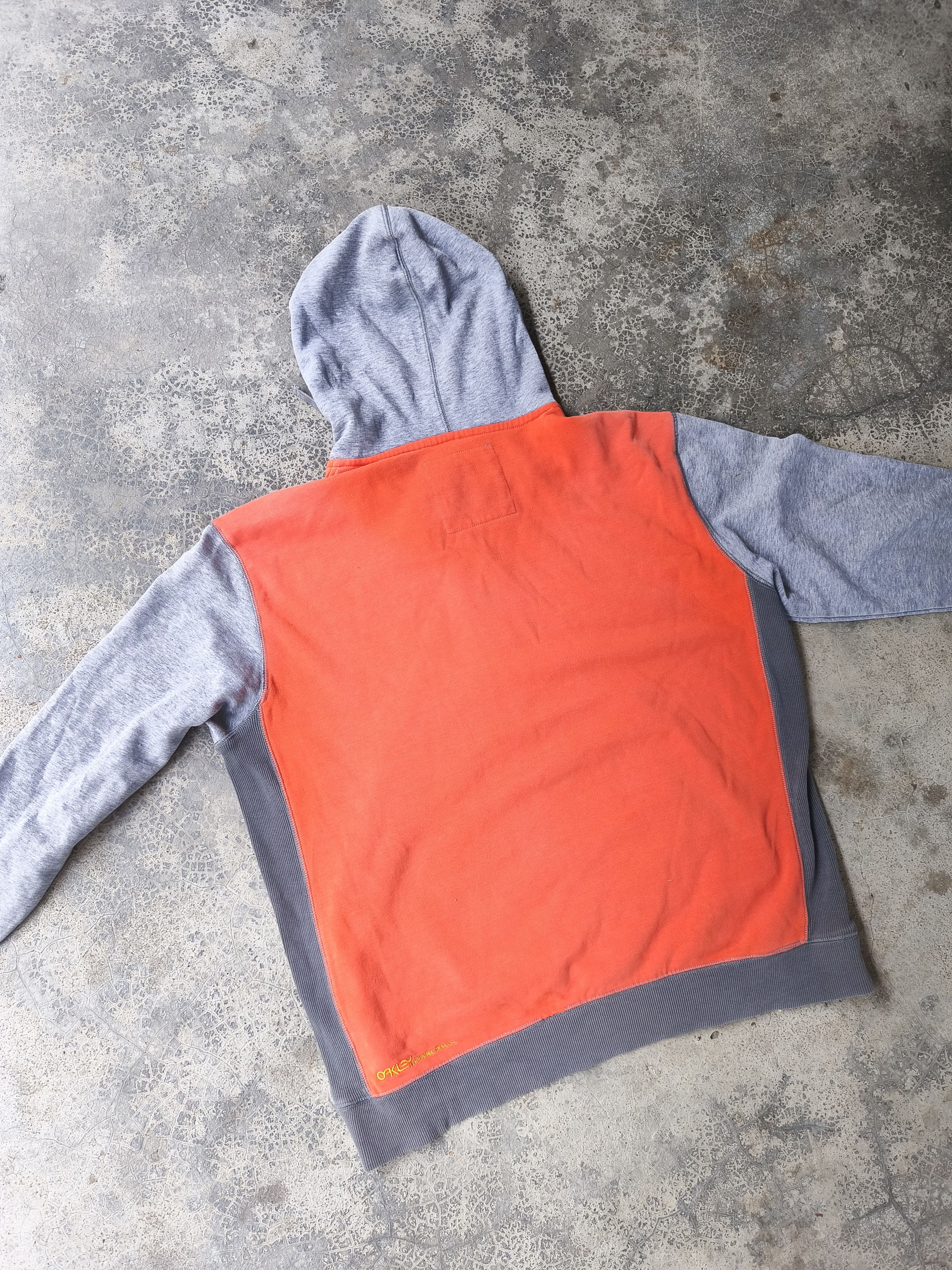 Oakley Oakley Colorblock Half Zip Hoodie Grey Orange Y2K Techwear Size US XL / EU 56 / 4 - 8 Thumbnail