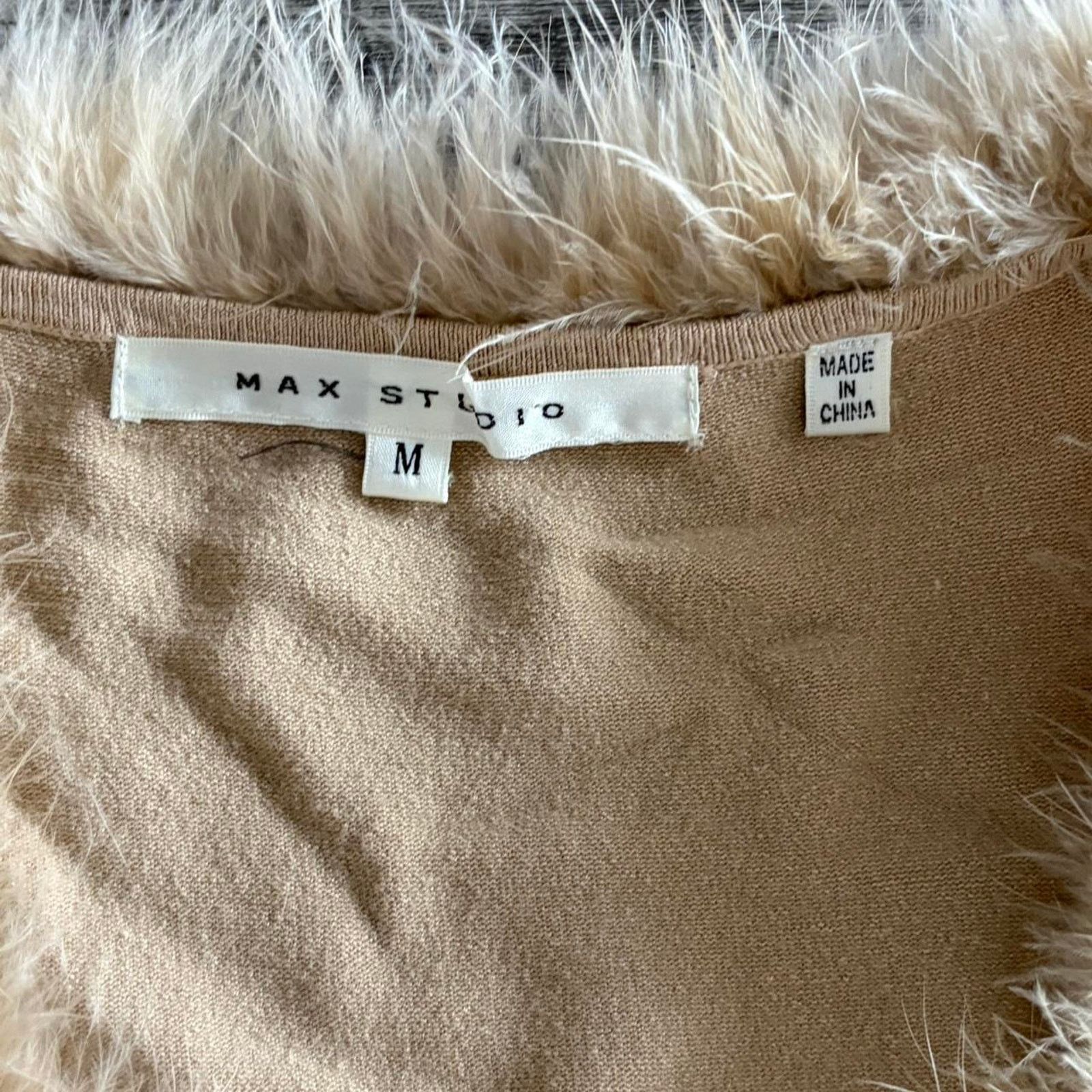 Other Max studio cream fur trim sweater top Size M / US 6-8 / IT 42-44 - 3 Thumbnail