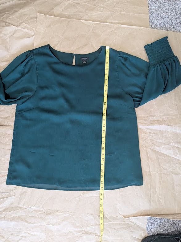 Ann Taylor Dark Green smocked cuff chiffon blouse Size L / US 10 / IT 46 - 7 Thumbnail