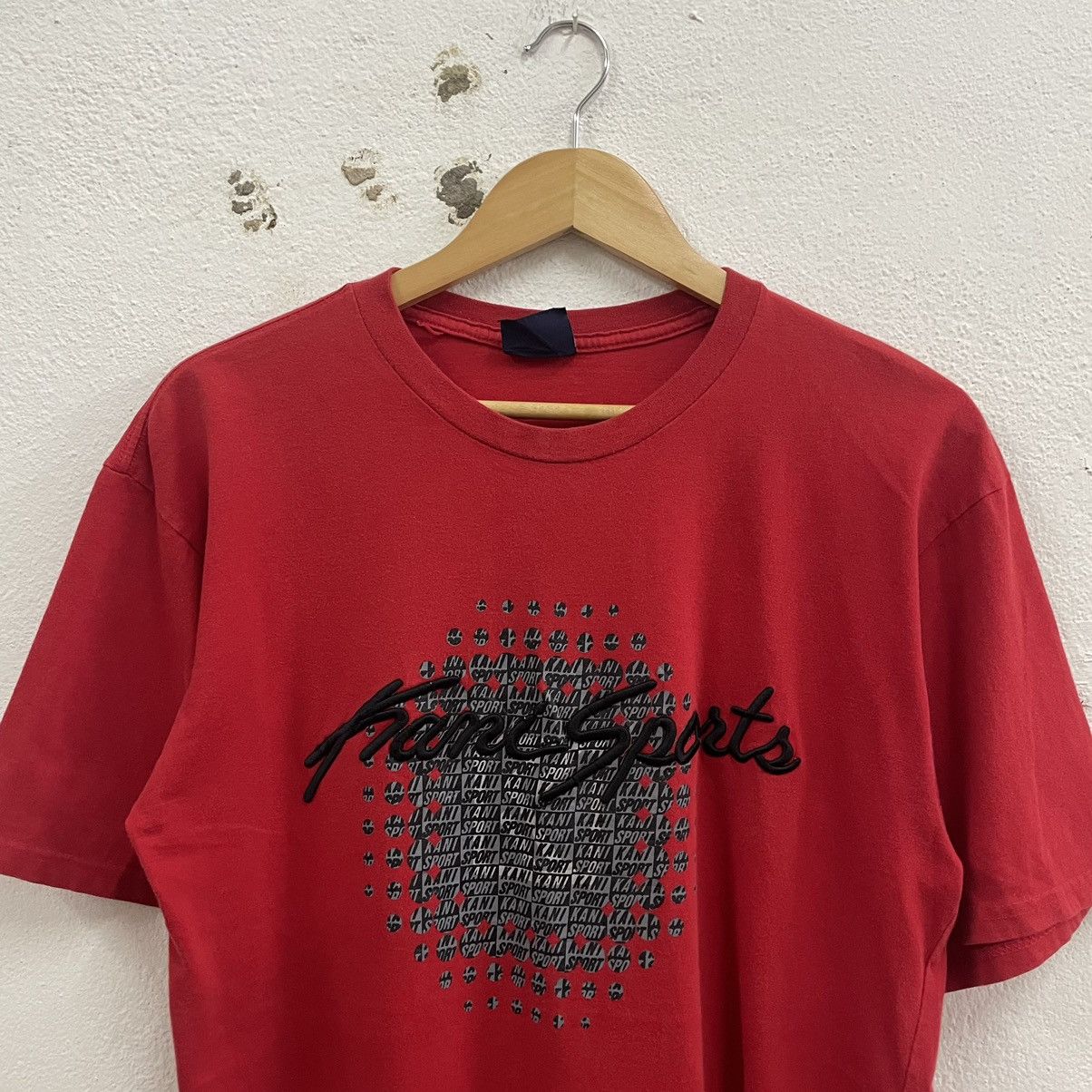 Karl Kani × Vintage 🔥Vintage Karl Kani Sports Embroidered Big Logo Skate Tee Size US L / EU 52-54 / 3 - 3 Thumbnail