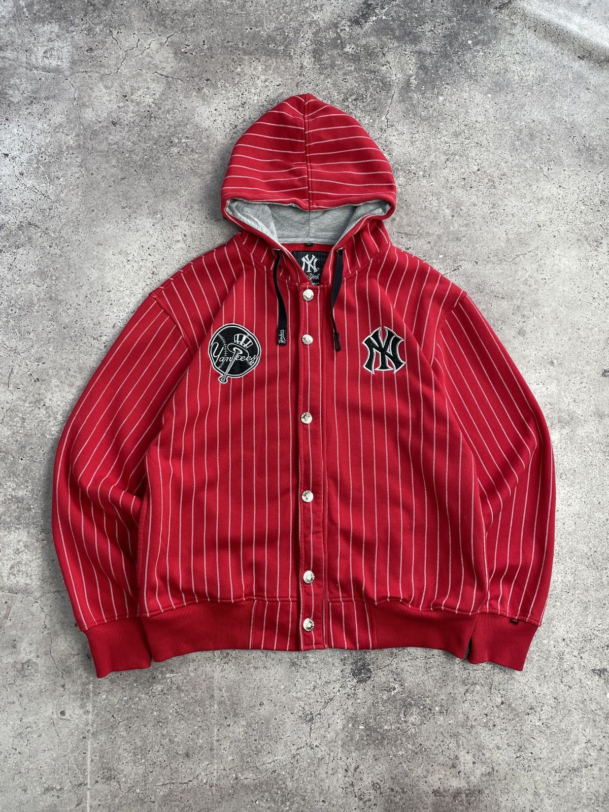 Vintage Vintage Nike New York Yankees Zip Hoodie Jacket Y2K Size US L / EU 52-54 / 3 - 1 Thumbnail