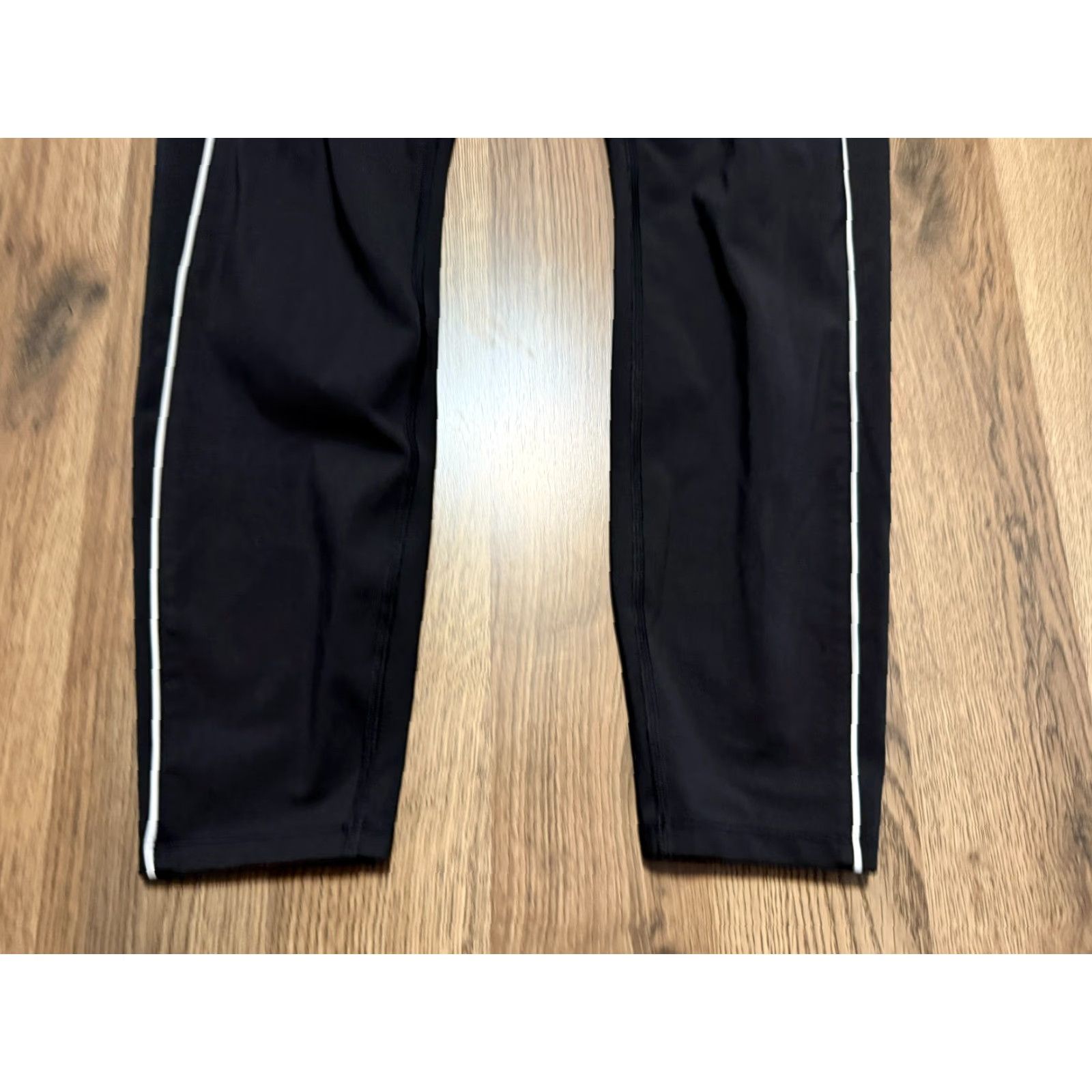 Avia AVIA Pants Women's XL Black Leggings Pull On Mid Rise Activewear Yoga Casual Ankle Modern 27 in Inseam Womens - Free Return Size 40" / US 18 - 3 Thumbnail
